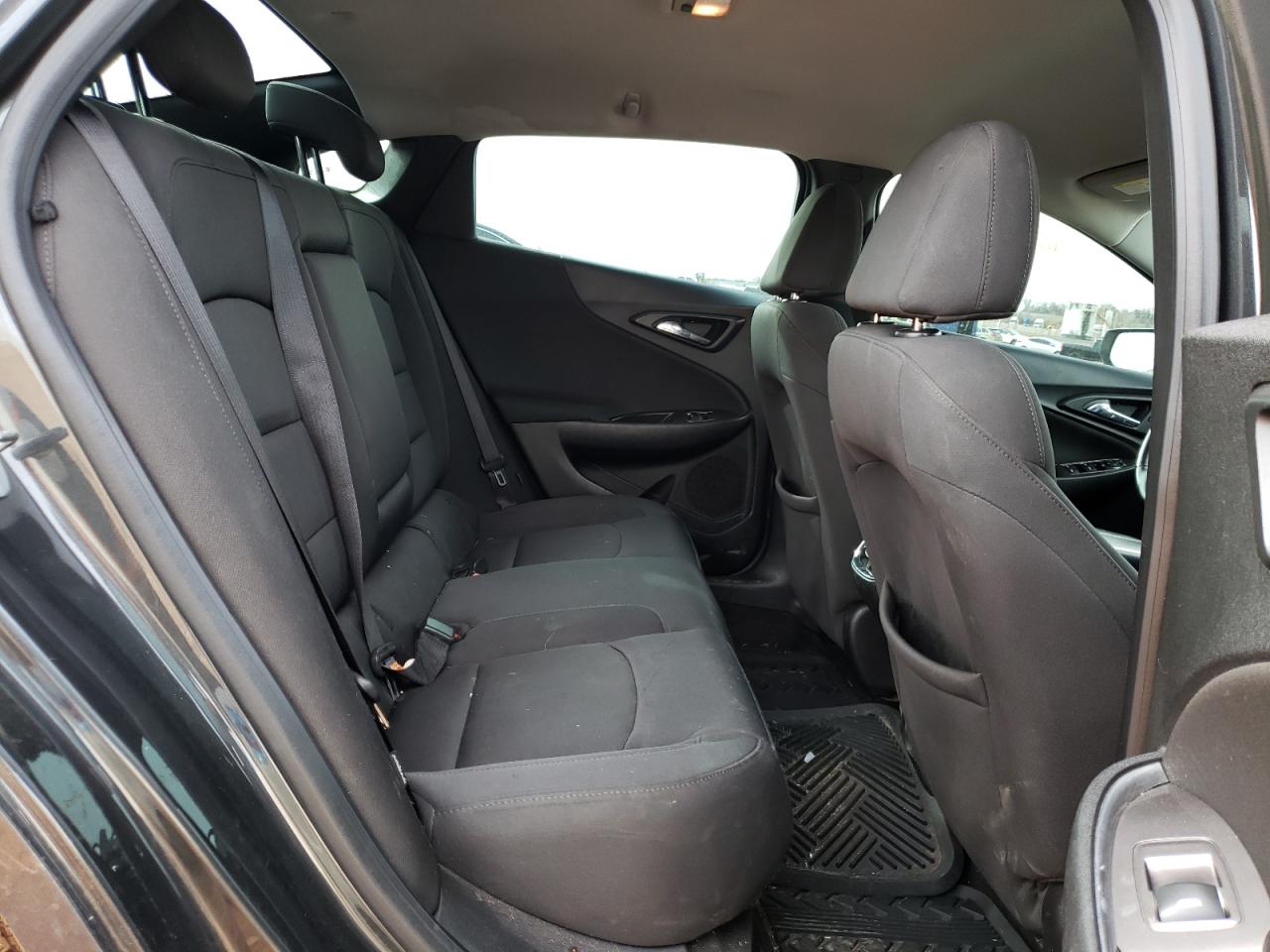 Photo 6 from auction – 2016 CHEVROLET MALIBU LT with VIN 1G1ZE5ST4GF216964