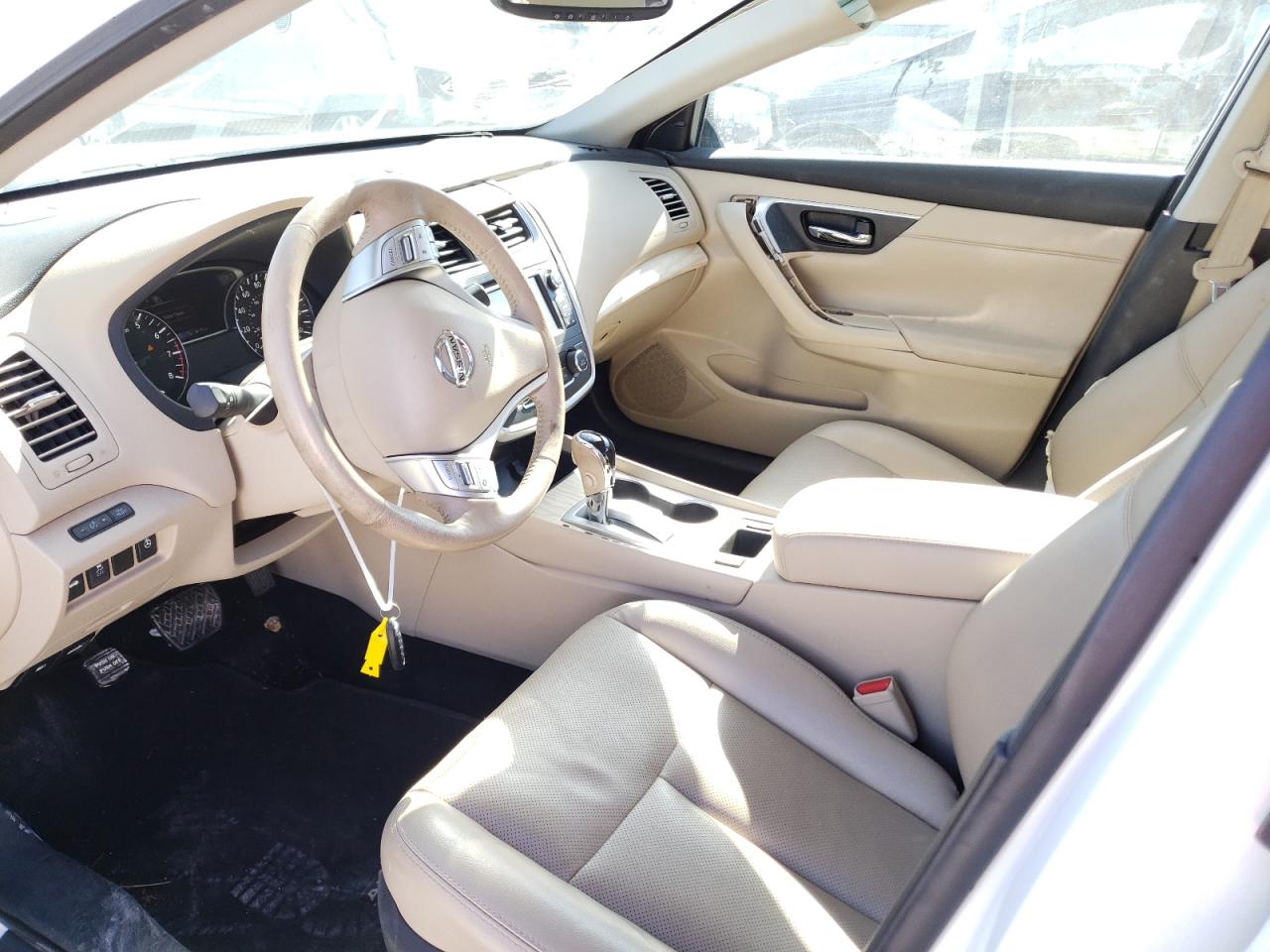 Photo 5 from auction – 2016 NISSAN ALTIMA 2.5 with VIN 1N4AL3AP7GC294357