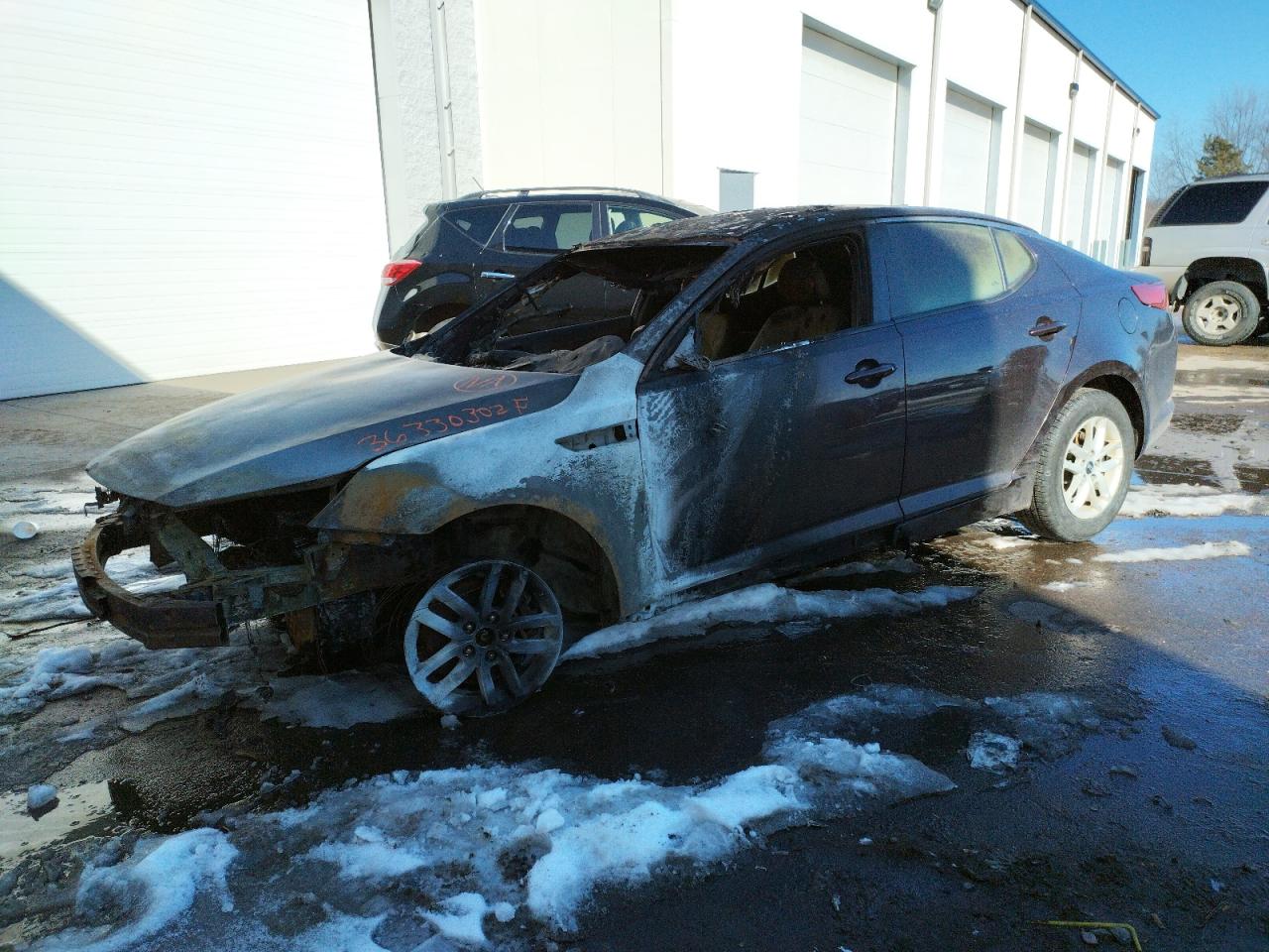 Photo 2 from auction – 2011 KIA OPTIMA LX with VIN KNAGM4A78B5134098
