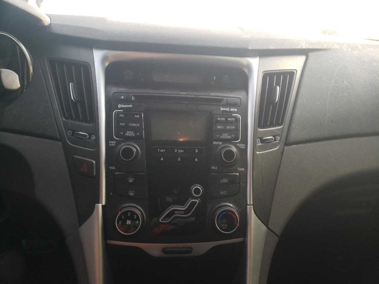 Photo 9 from auction – 2011 HYUNDAI SONATA GLS with VIN 5NPEB4AC0BH108396