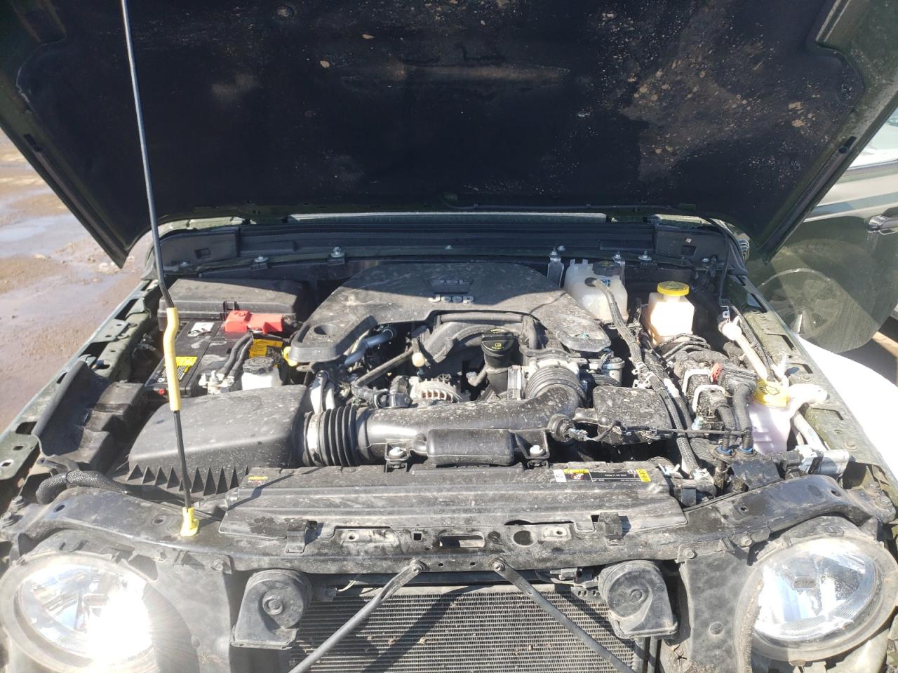Photo 7 from auction – 2021 JEEP GLADIATOR with VIN 1C6HJTAG0ML604981
