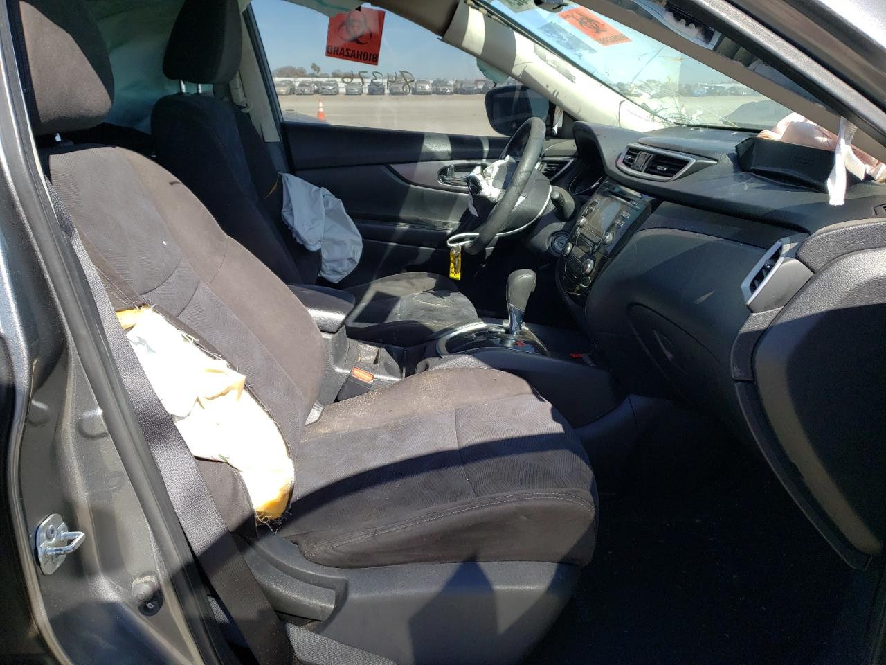 Photo 5 from auction – 2015 NISSAN ROGUE S with VIN KNMAT2MT0FP582466