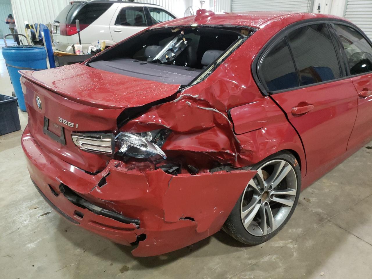 Photo 9 from auction – 2014 BMW 328 I with VIN WBA3A5C54EP602698
