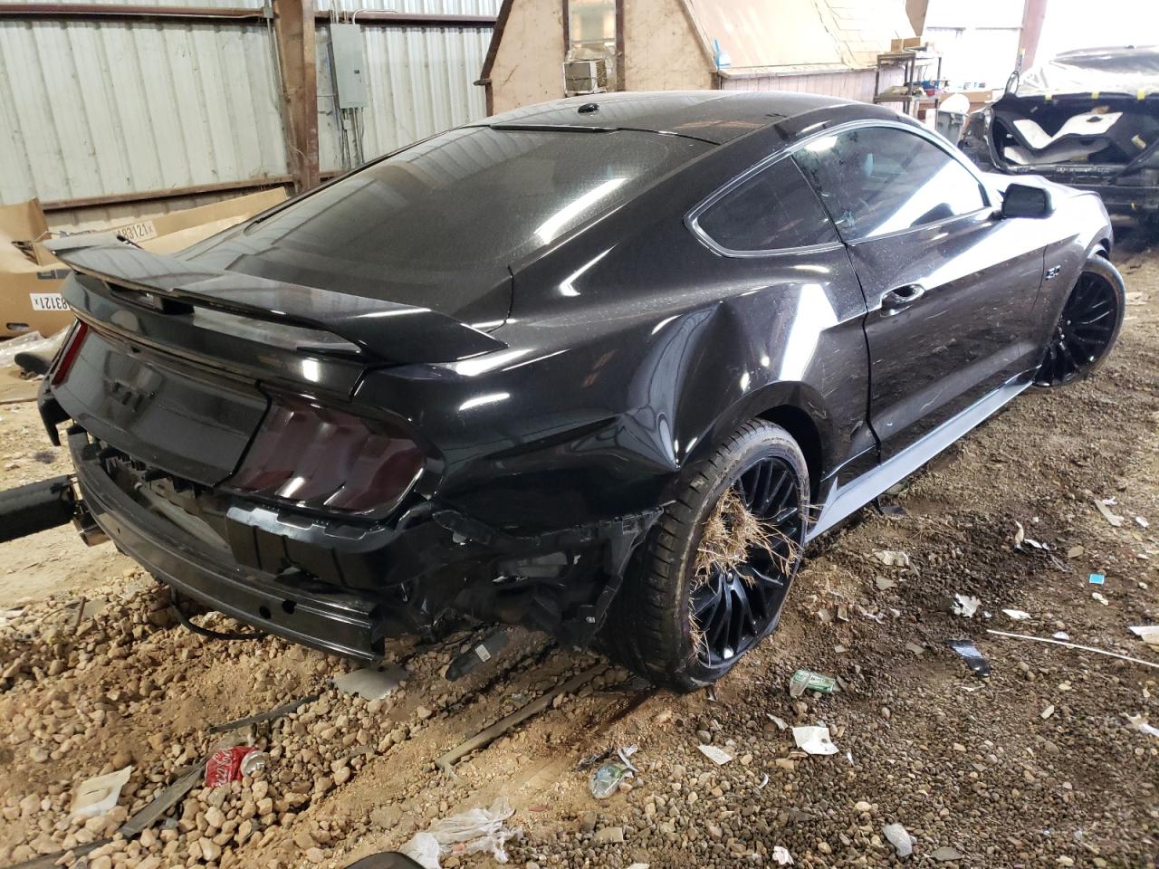 Photo 4 from auction – 2020 FORD MUSTANG with VIN 1FA6P8CF5L5114111
