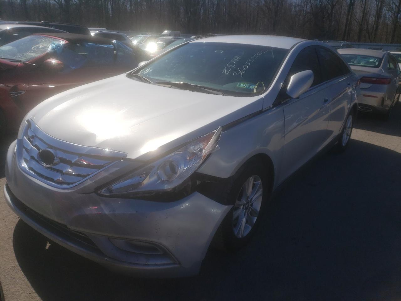 Photo 2 from auction – 2012 HYUNDAI SONATA GLS with VIN 5NPEB4AC3CH471759