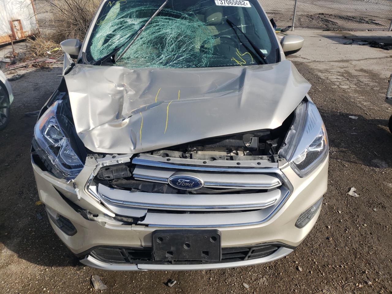 صورة رقم 9 من المزاد - 2018 FORD ESCAPE SEL مع VIN 1FMCU9HD3JUC76157