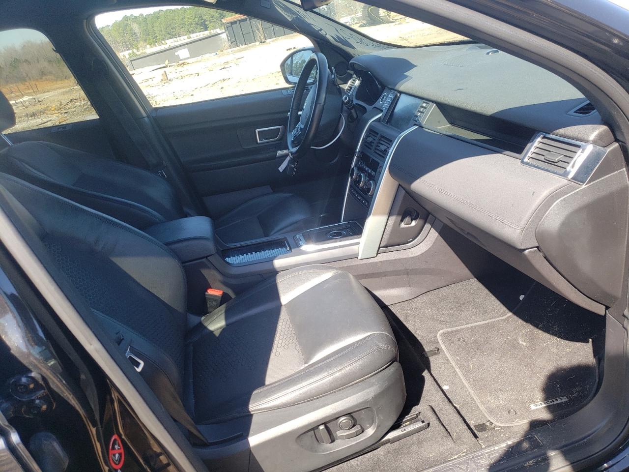 Photo 5 from auction – 2016 LAND ROVER DISCOVERY with VIN SALCP2BG5GH595852