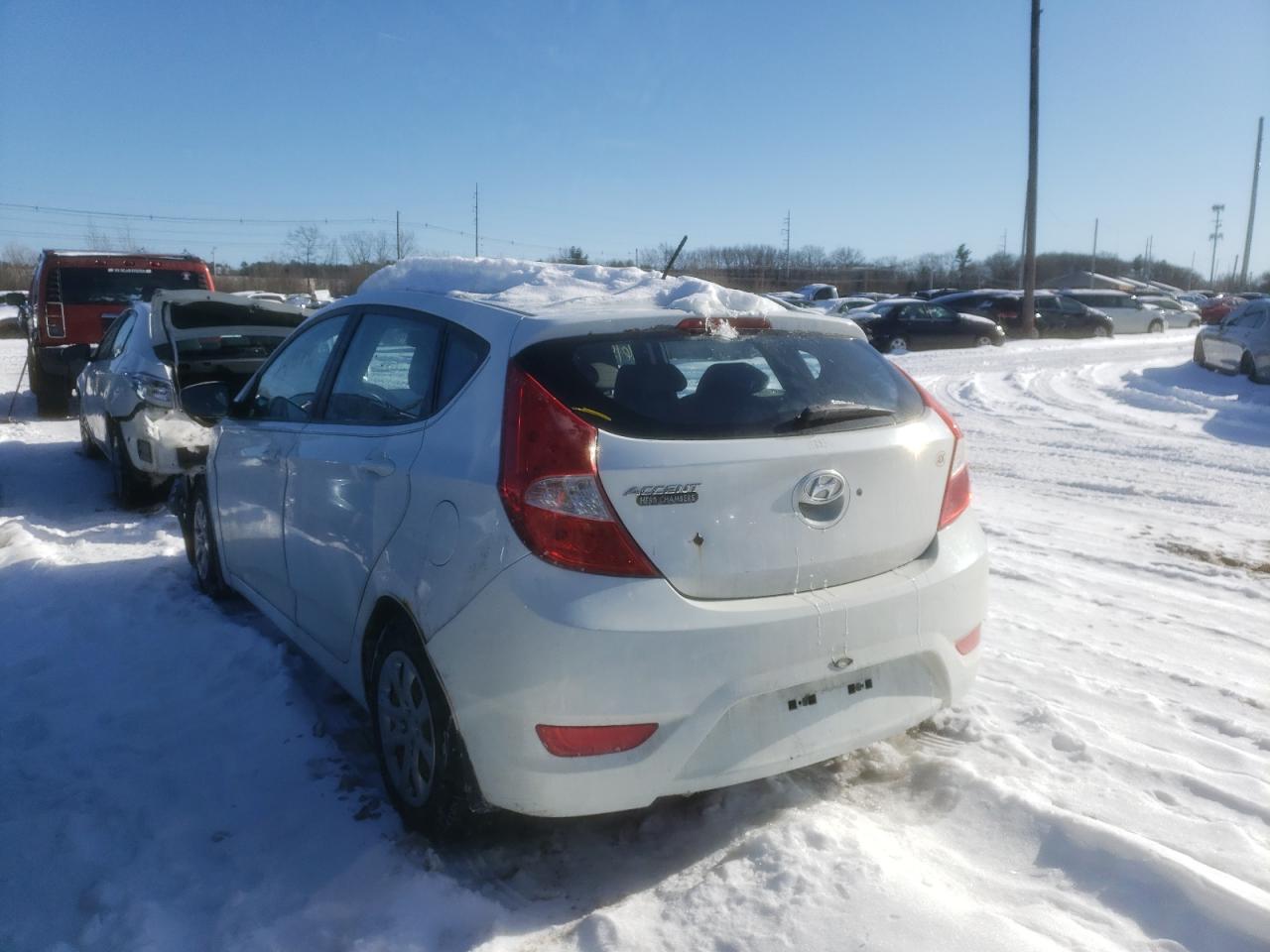 Photo 3 from auction – 2013 HYUNDAI ACCENT GLS with VIN KMHCT5AE1DU092855