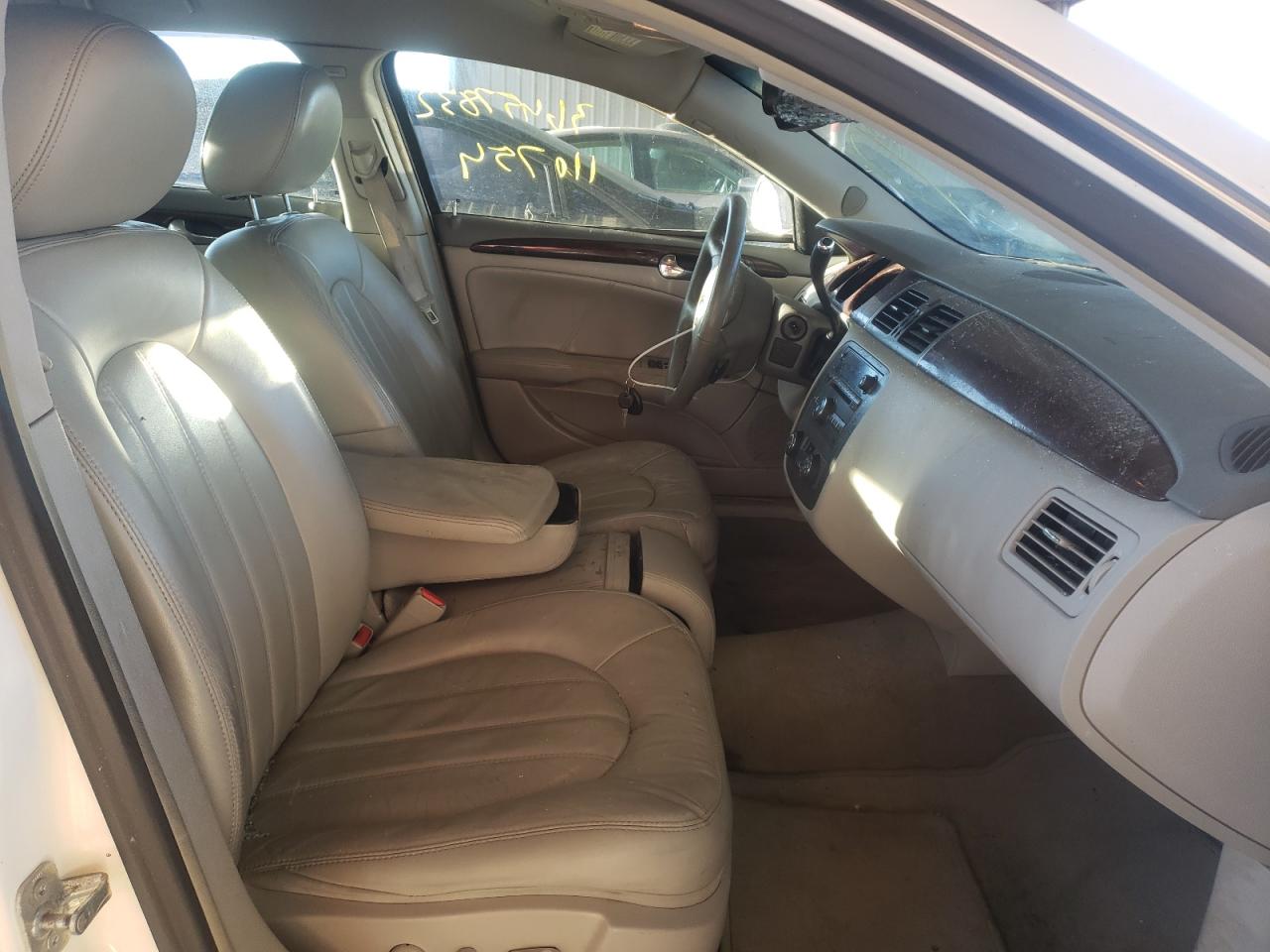 Photo 5 from auction – 2011 BUICK LUCERNE CX with VIN 1G4HC5EM8BU101345