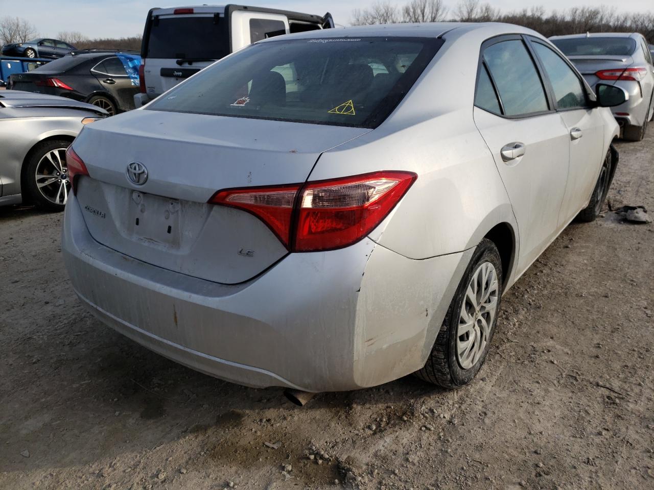 Photo 4 from auction – 2017 TOYOTA COROLLA L with VIN 2T1BURHE9HC926741