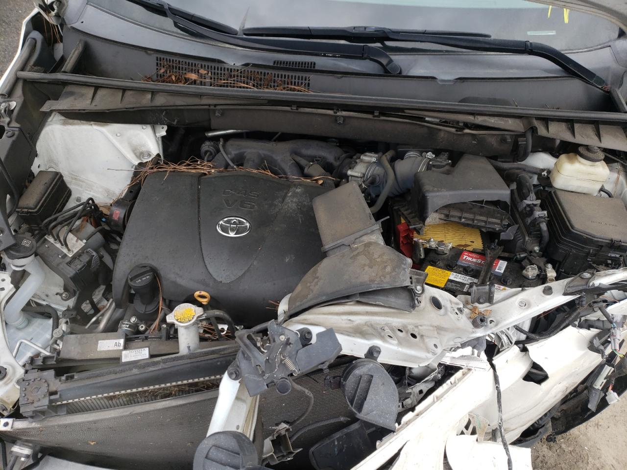 Photo 7 from auction – 2017 TOYOTA HIGHLANDER with VIN 5TDZZRFH9HS197144