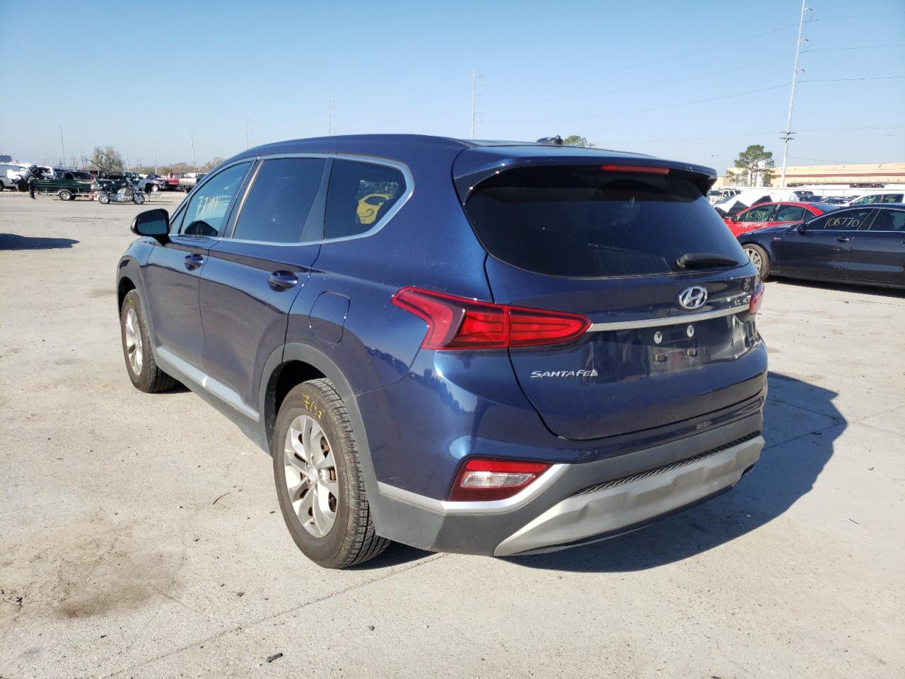 Photo 3 from auction – 2019 HYUNDAI SANTA FE S with VIN 5NMS2CAD2KH124652