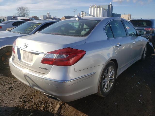 Photo 4 from auction – 2013 HYUNDAI GENESIS 3. with VIN KMHGC4DD2DU231762