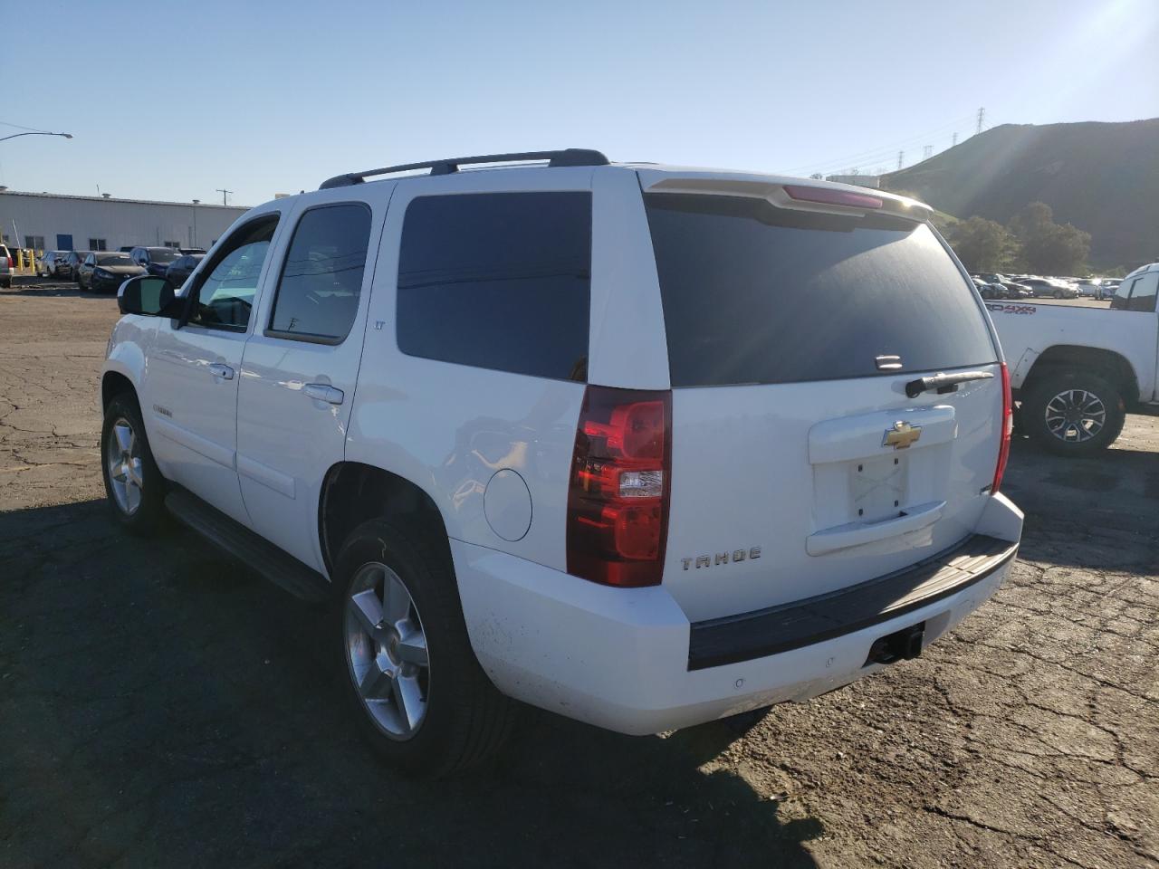 Photo 3 from auction – 2007 CHEVROLET TAHOE C150 with VIN 1GNFC13017J353068