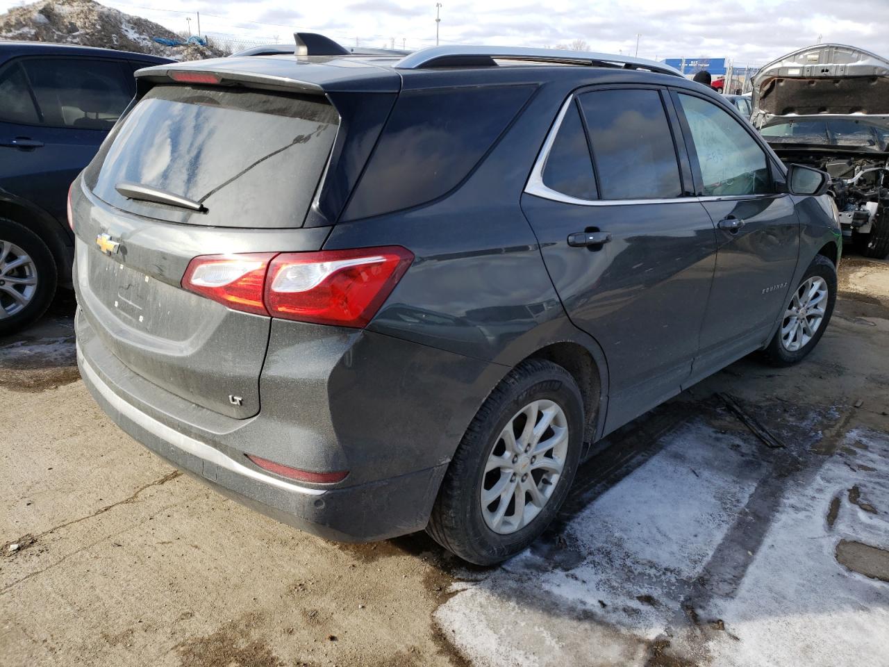 Photo 4 from auction – 2018 CHEVROLET EQUINOX LT with VIN 2GNAXJEV7J6348226
