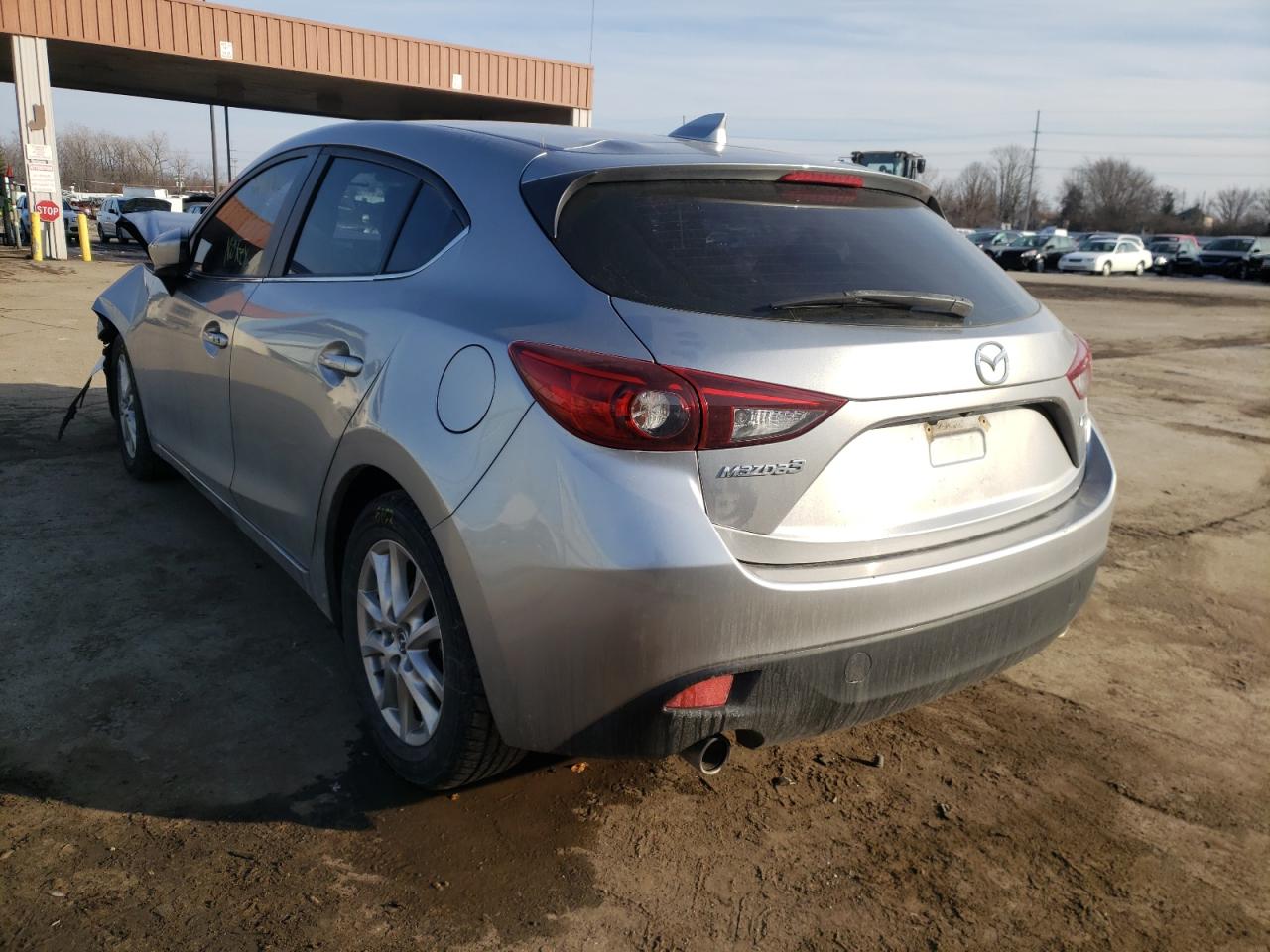 Photo 3 from auction – 2016 MAZDA 3 TOURING with VIN JM1BM1M71G1326419