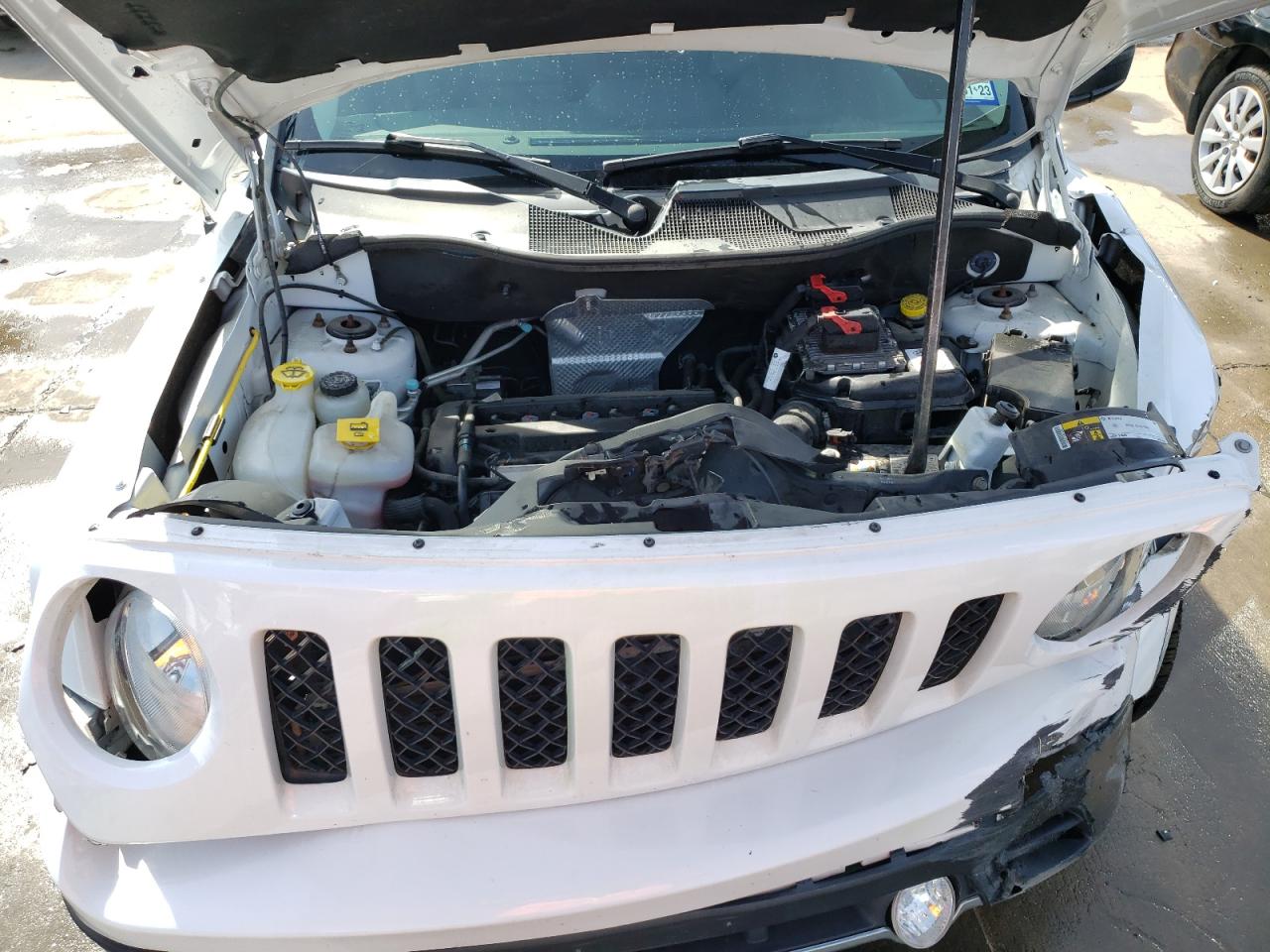 Photo 7 from auction – 2017 JEEP PATRIOT LA with VIN 1C4NJPFA6HD211560