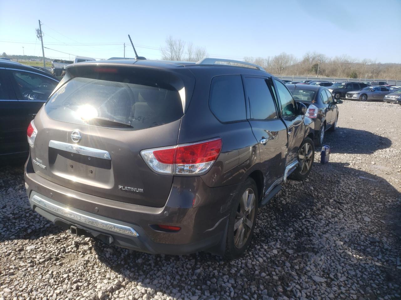 Photo 4 from auction – 2015 NISSAN PATHFINDER with VIN 5N1AR2MN7FC654573