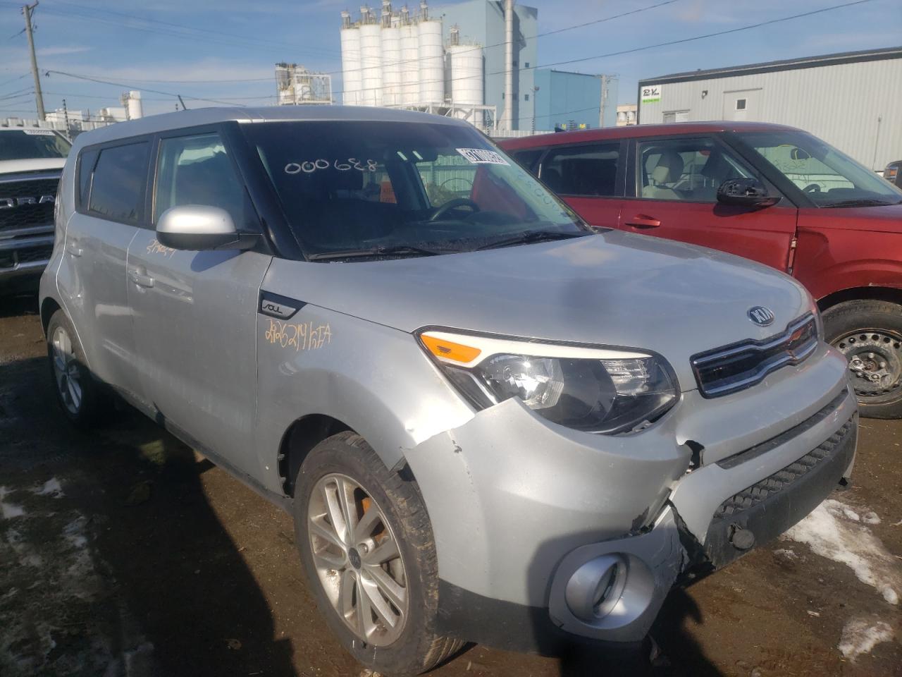 KIA SOUL + 2019 with VIN KNDJP3A51K7673644 - Photo from auction