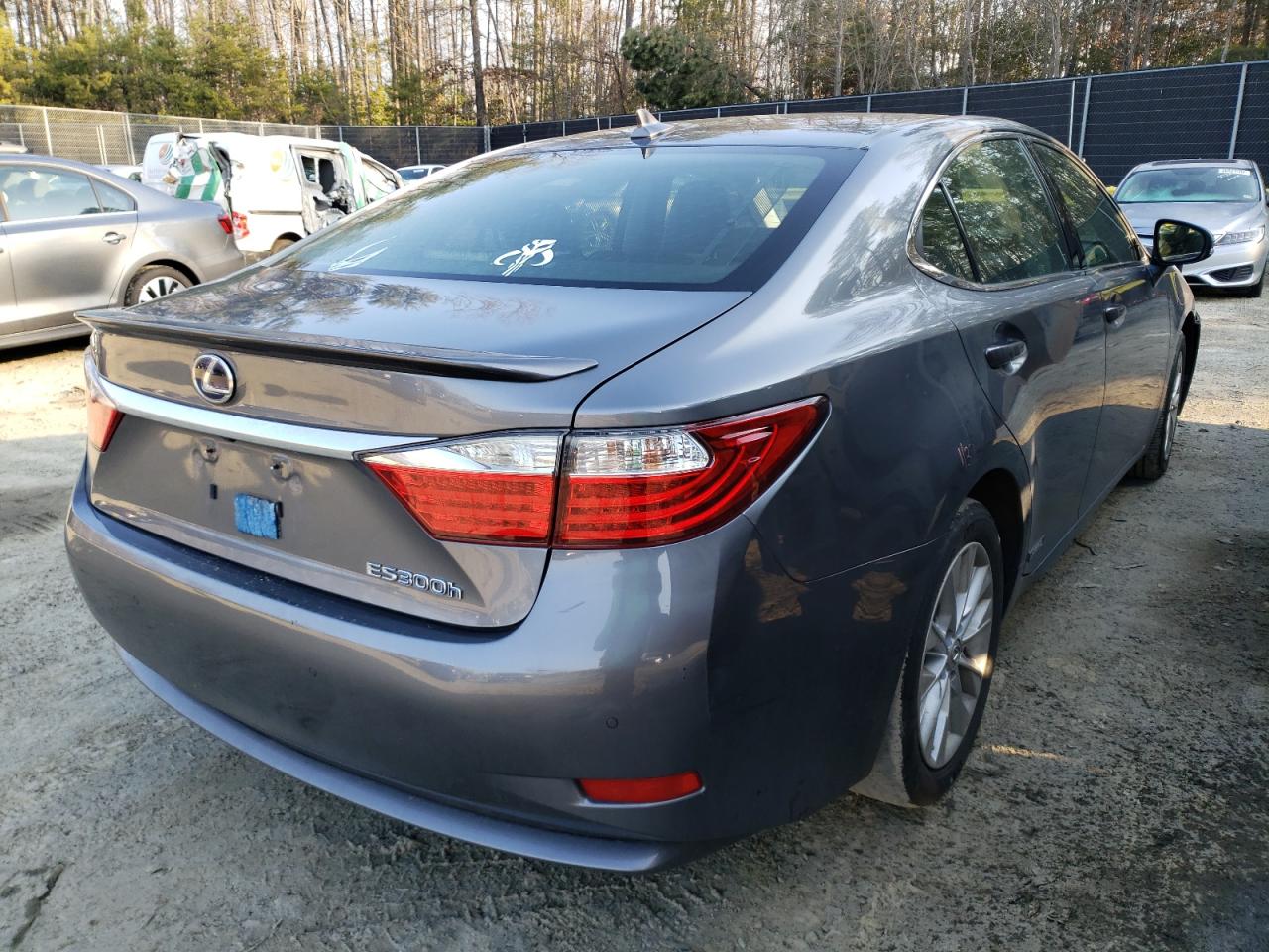 Photo 4 from auction – 2013 LEXUS ES 300H with VIN JTHBW1GG5D2035657