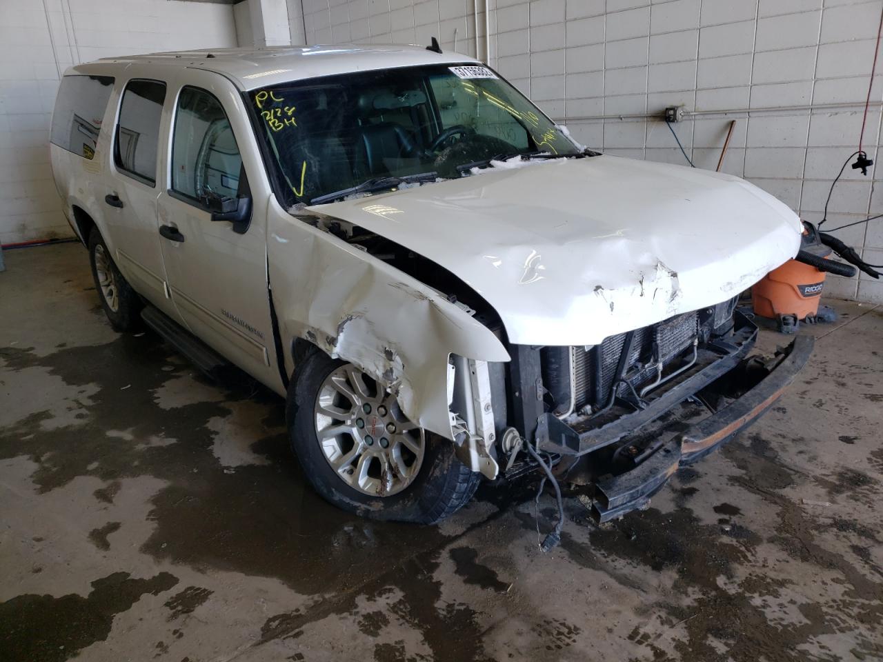 Photo 1 from auction – 2011 CHEVROLET SUBURBAN K with VIN 1GNSK5E39BR261040
