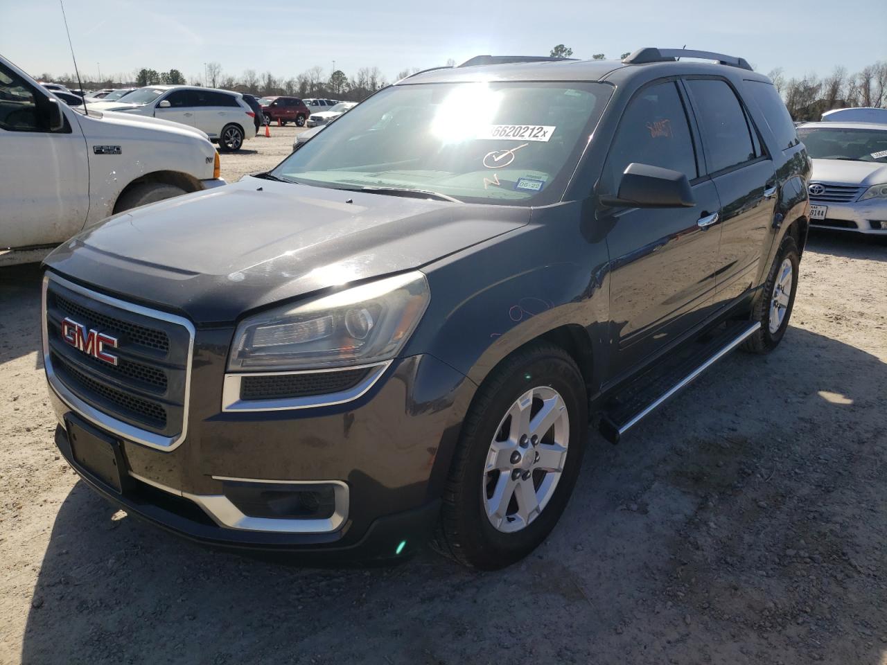 Photo 2 from auction – 2014 GMC ACADIA SLE with VIN 1GKKRNEDXEJ223255