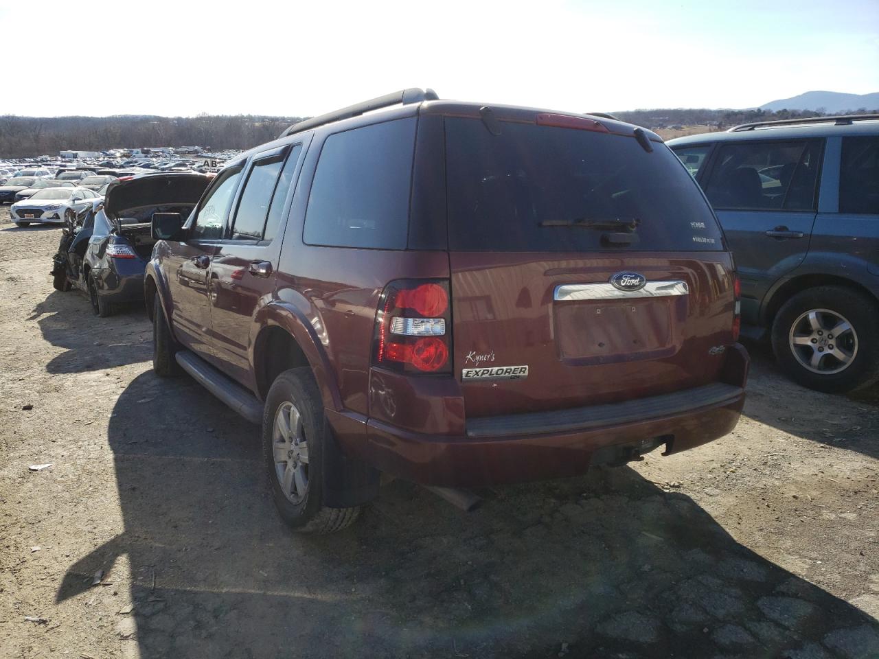Photo 3 from auction – 2010 FORD EXPLORER X with VIN 1FMEU7DE6AUA57995
