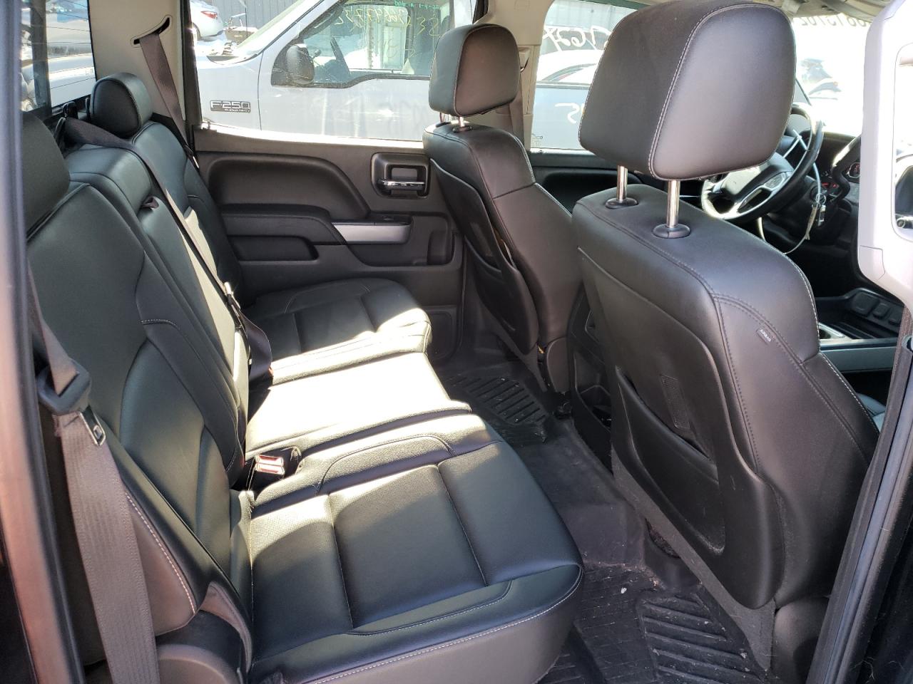 Photo 6 from auction – 2015 CHEVROLET SILVERADO with VIN 3GCUKSEC0FG535036