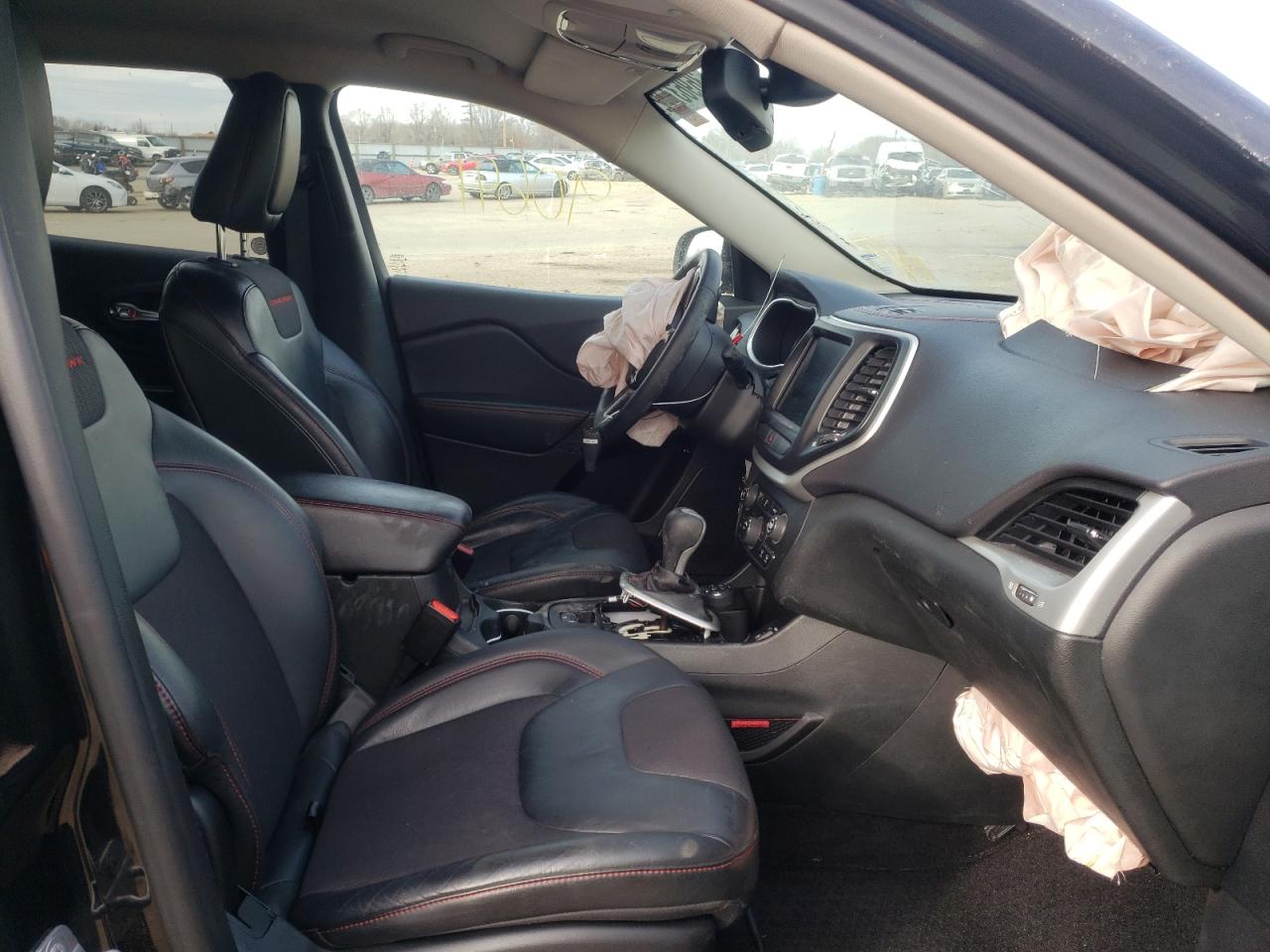 Photo 5 from auction – 2014 JEEP CHEROKEE T with VIN 1C4PJMBB1EW309336