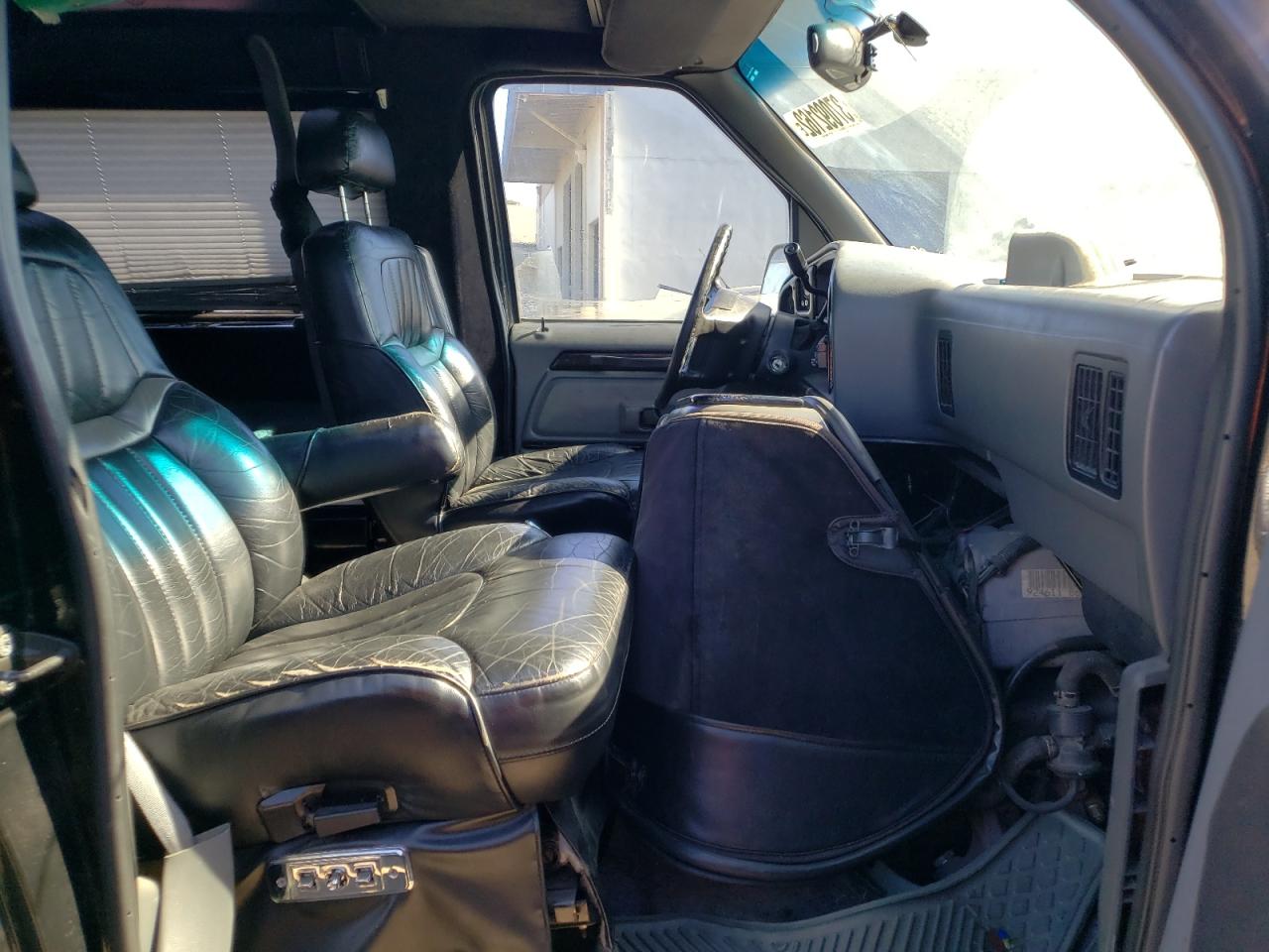 Photo 5 from auction – 1994 FORD ECONOLINE with VIN 1FDEE14H2RHB97258
