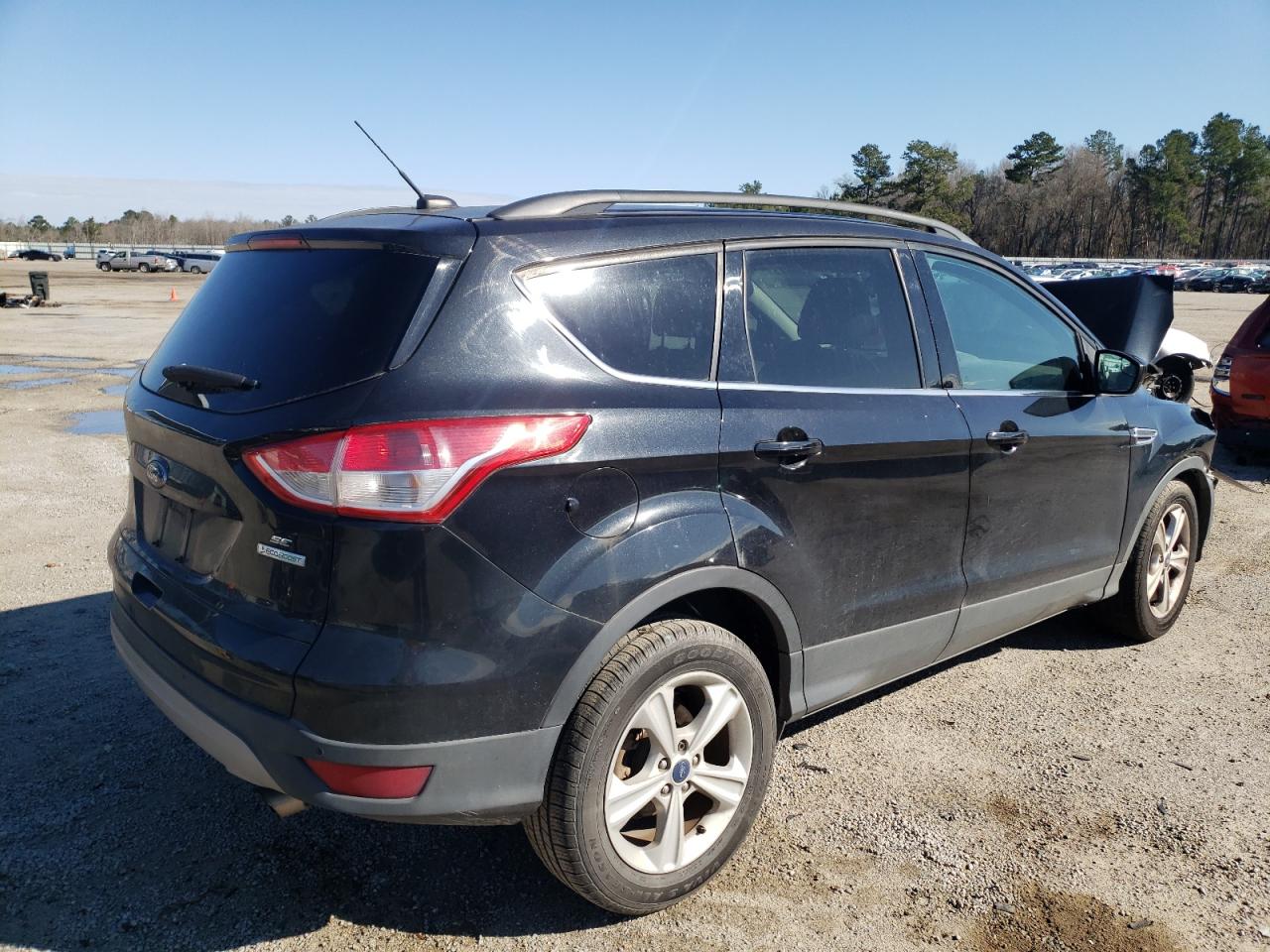 Photo 4 from auction – 2014 FORD ESCAPE SE with VIN 1FMCU0GX3EUB40110