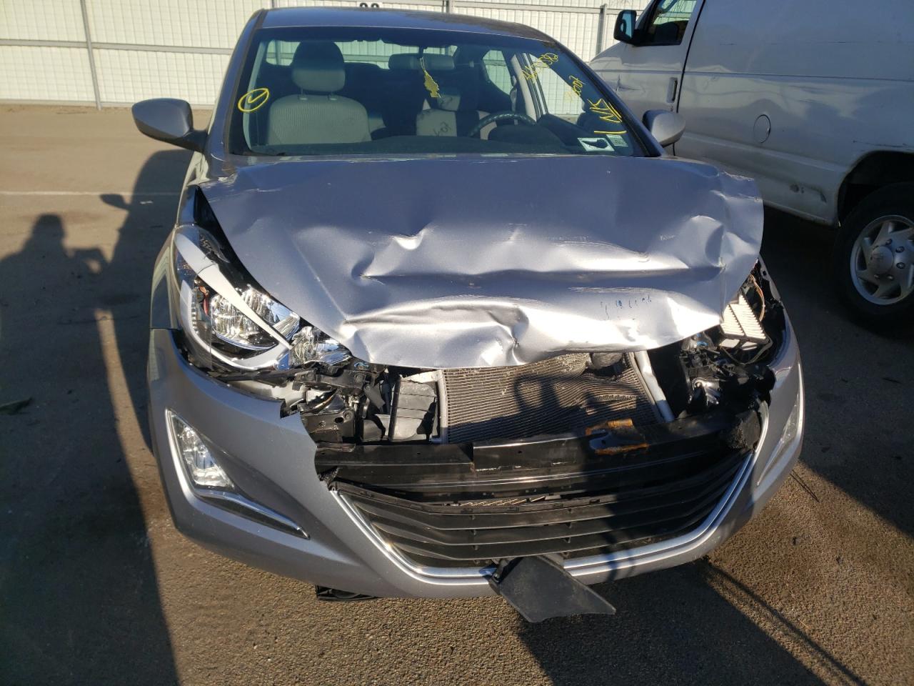 Photo 9 from auction – 2016 HYUNDAI ELANTRA SE with VIN 5NPDH4AE3GH796607