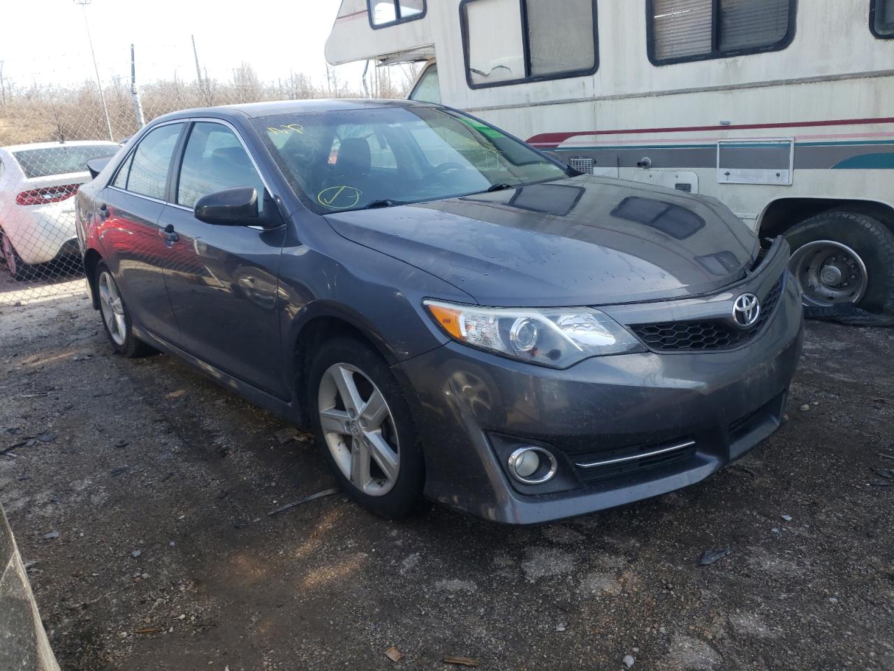 TOYOTA CAMRY L 2014 with VIN 4T1BF1FK1EU367975 - Photo from auction