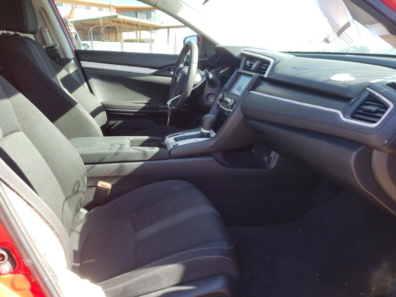 Photo 5 from auction – 2019 HONDA CIVIC LX with VIN 2HGFC2F66KH537089
