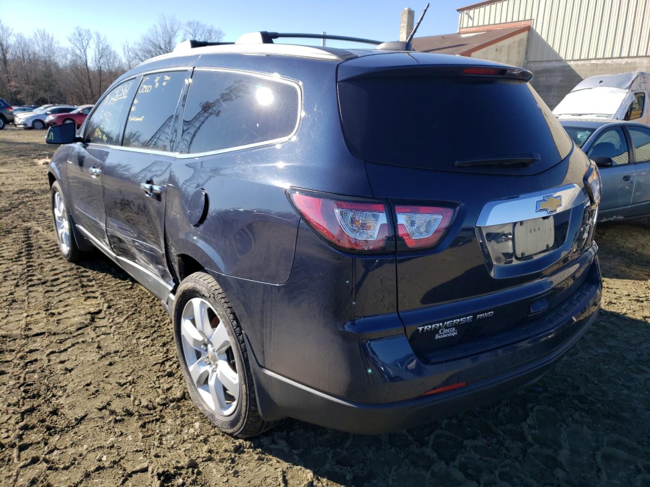 Photo 3 from auction – 2017 CHEVROLET TRAVERSE L with VIN 1GNKVGKD1HJ218674