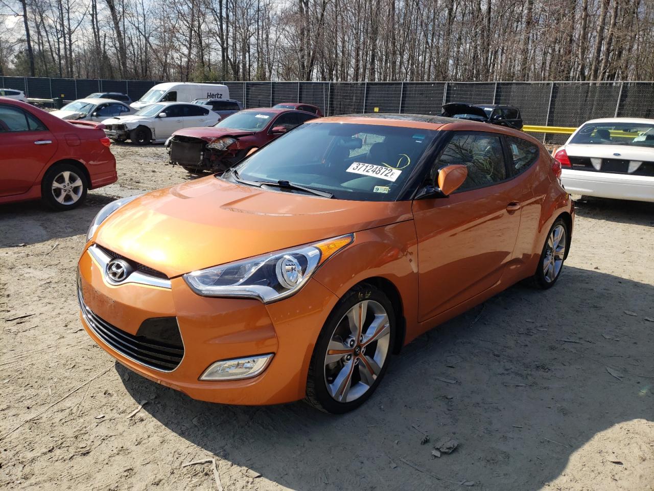 Photo 2 from auction – 2016 HYUNDAI VELOSTER with VIN KMHTC6AD4GU297040