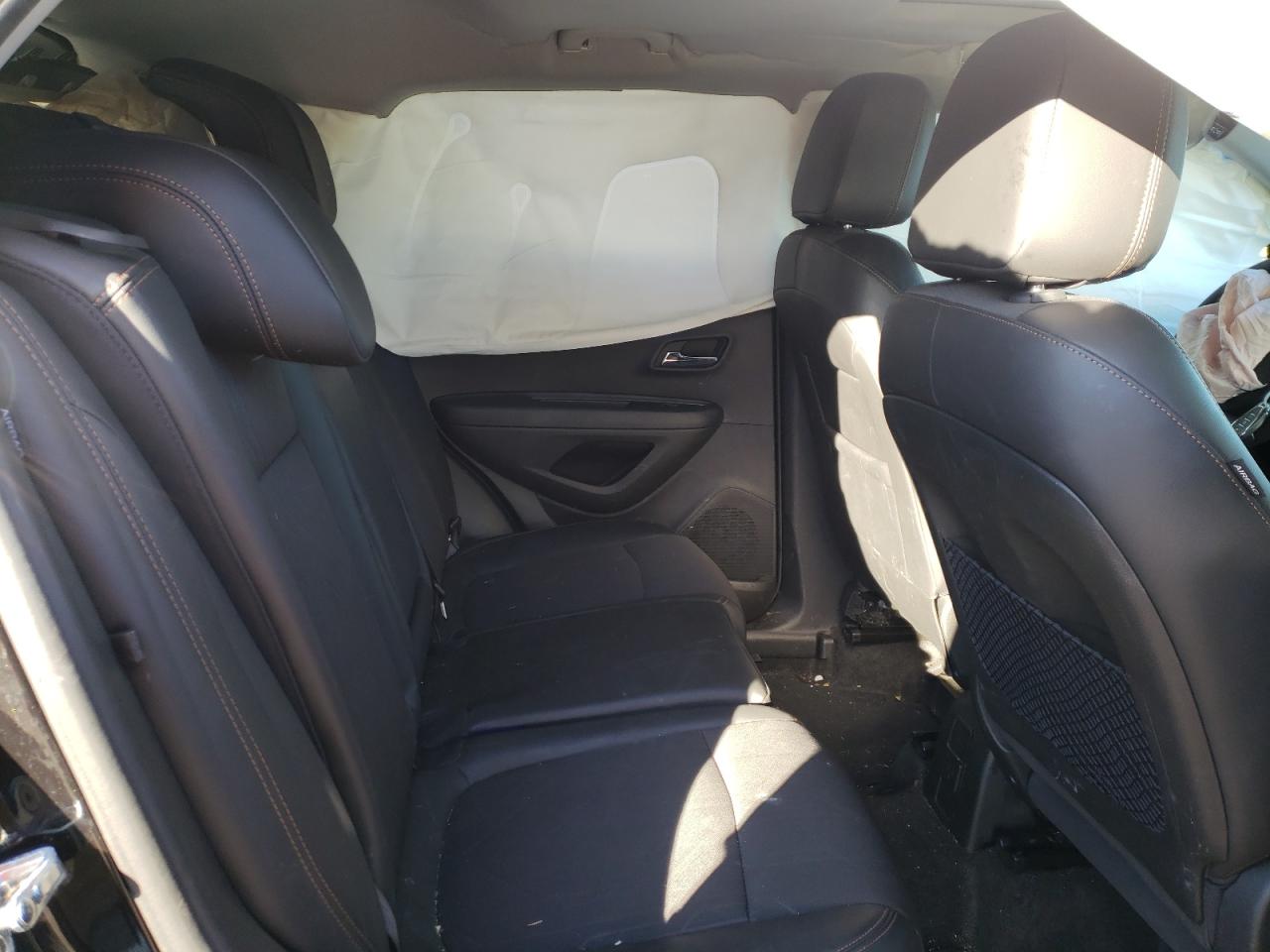 Photo 6 from auction – 2020 CHEVROLET TRAX 1LT with VIN KL7CJLSB2LB087688