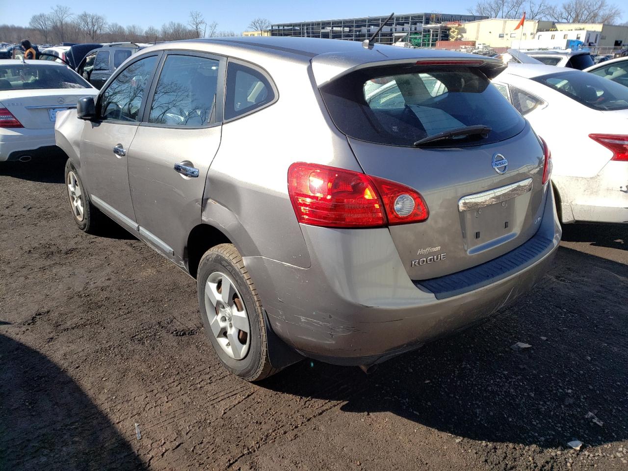 Photo 3 from auction – 2011 NISSAN ROGUE with VIN JN8AS5MV1BW663518