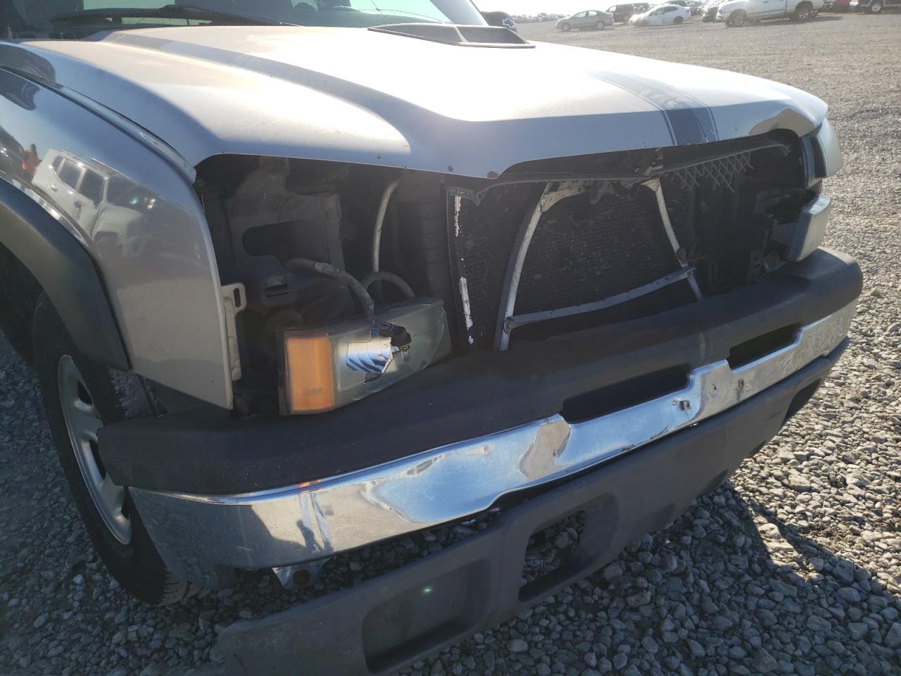 Photo 9 from auction – 2003 CHEVROLET SILVERADO with VIN 2GCEC19V731266223