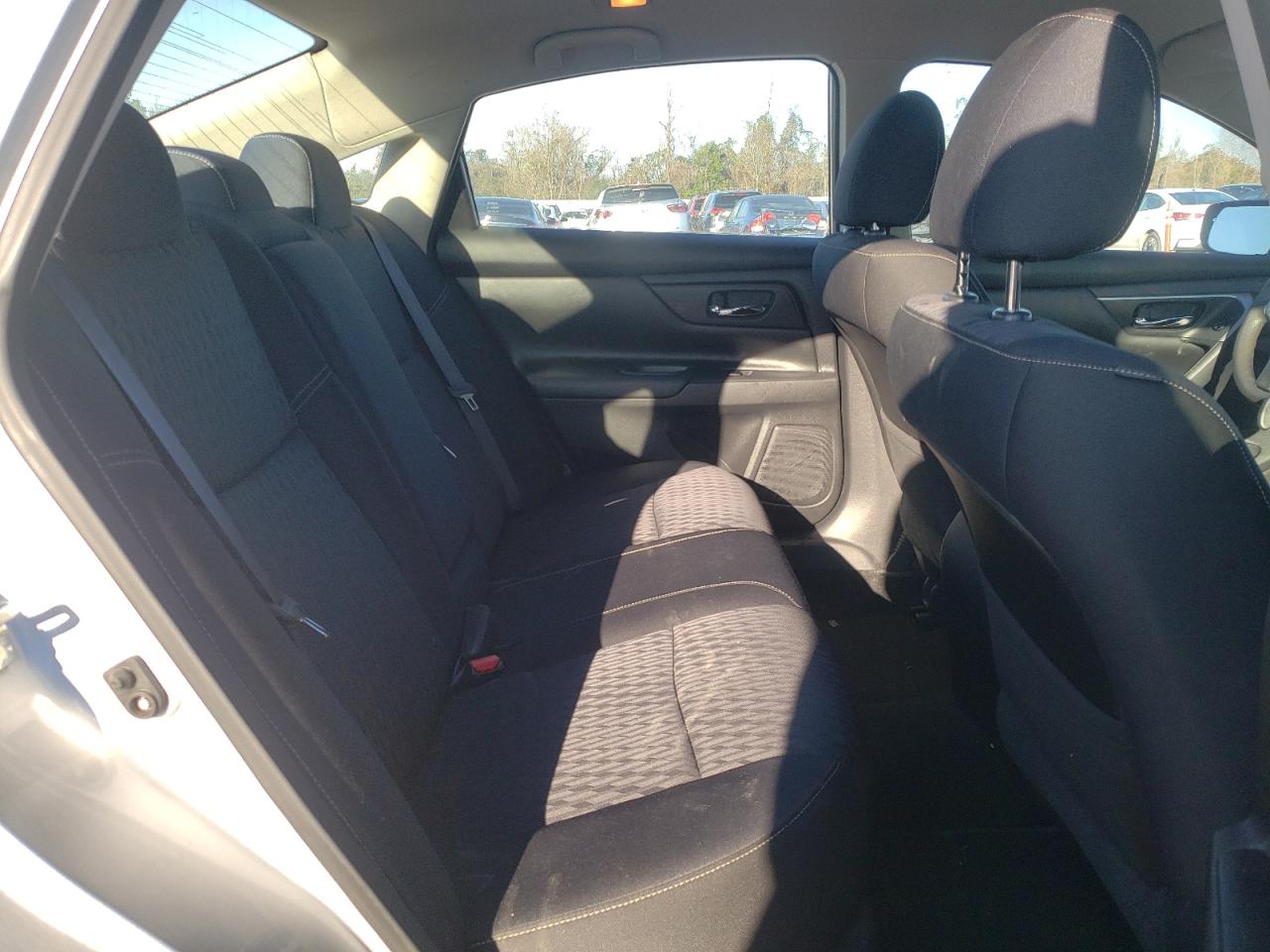 Photo 6 from auction – 2017 NISSAN ALTIMA 2.5 with VIN 1N4AL3AP2HC497593