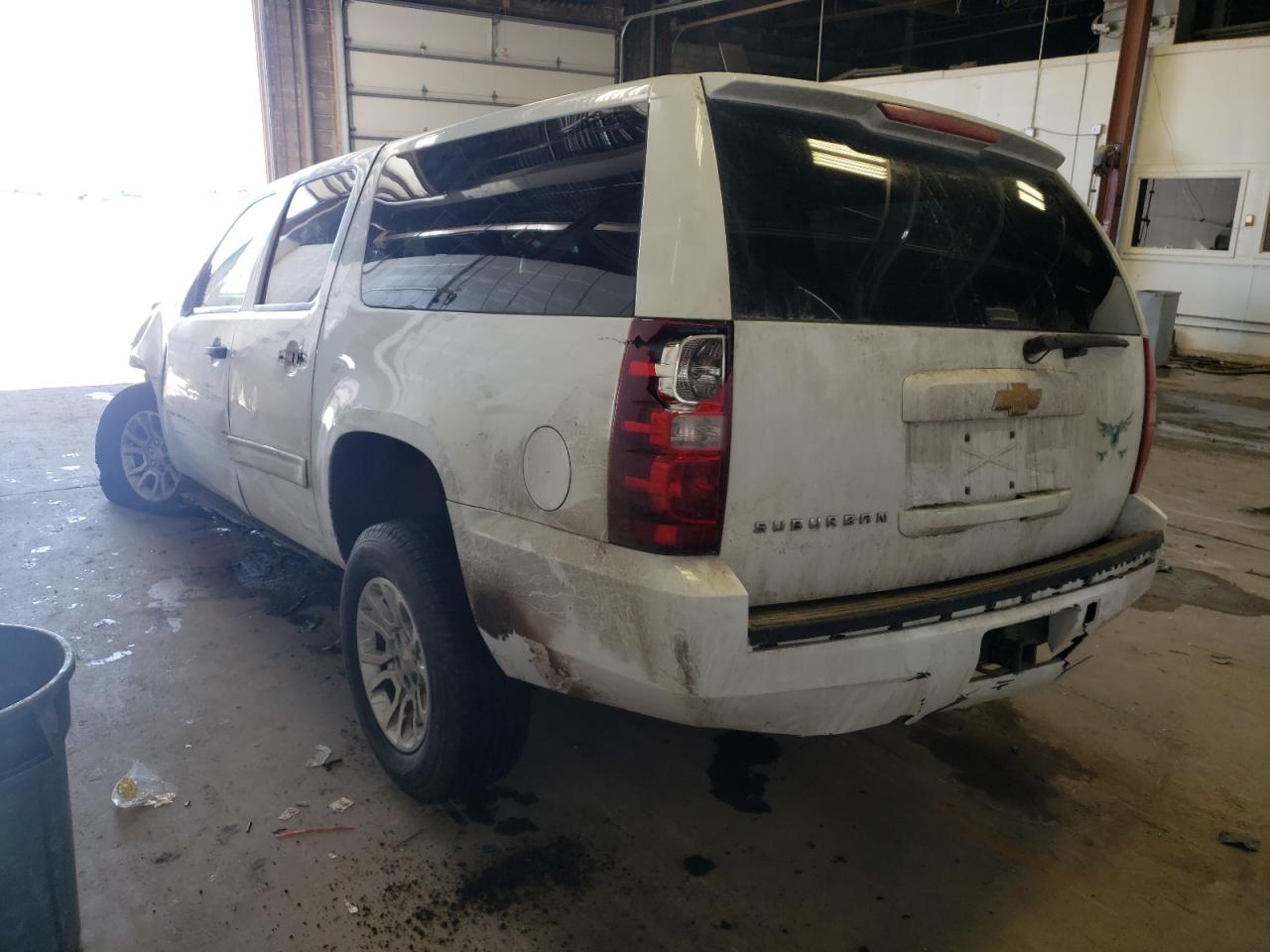 Photo 3 from auction – 2011 CHEVROLET SUBURBAN K with VIN 1GNSK5E39BR261040