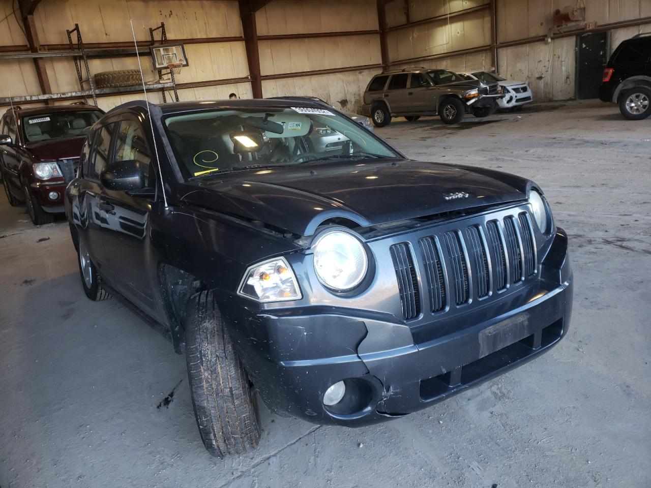 JEEP COMPASS SP 2008 with VIN 1J8FF47W68D575484 - Photo from auction