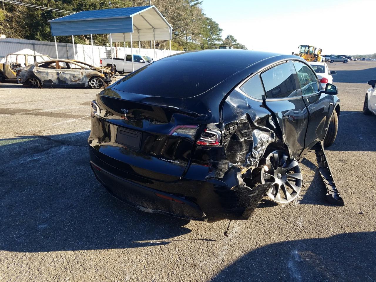 Photo 9 from auction – 2021 TESLA MODEL Y with VIN 5YJYGDEE0MF193901