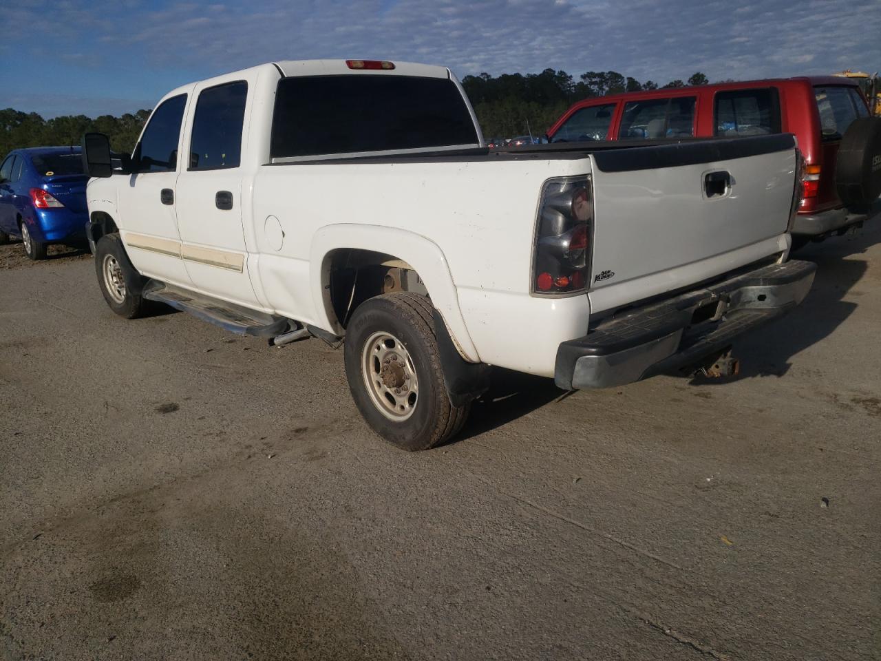 Photo 3 from auction – 2005 CHEVROLET SILVERADO with VIN 1GCHK23235F892481