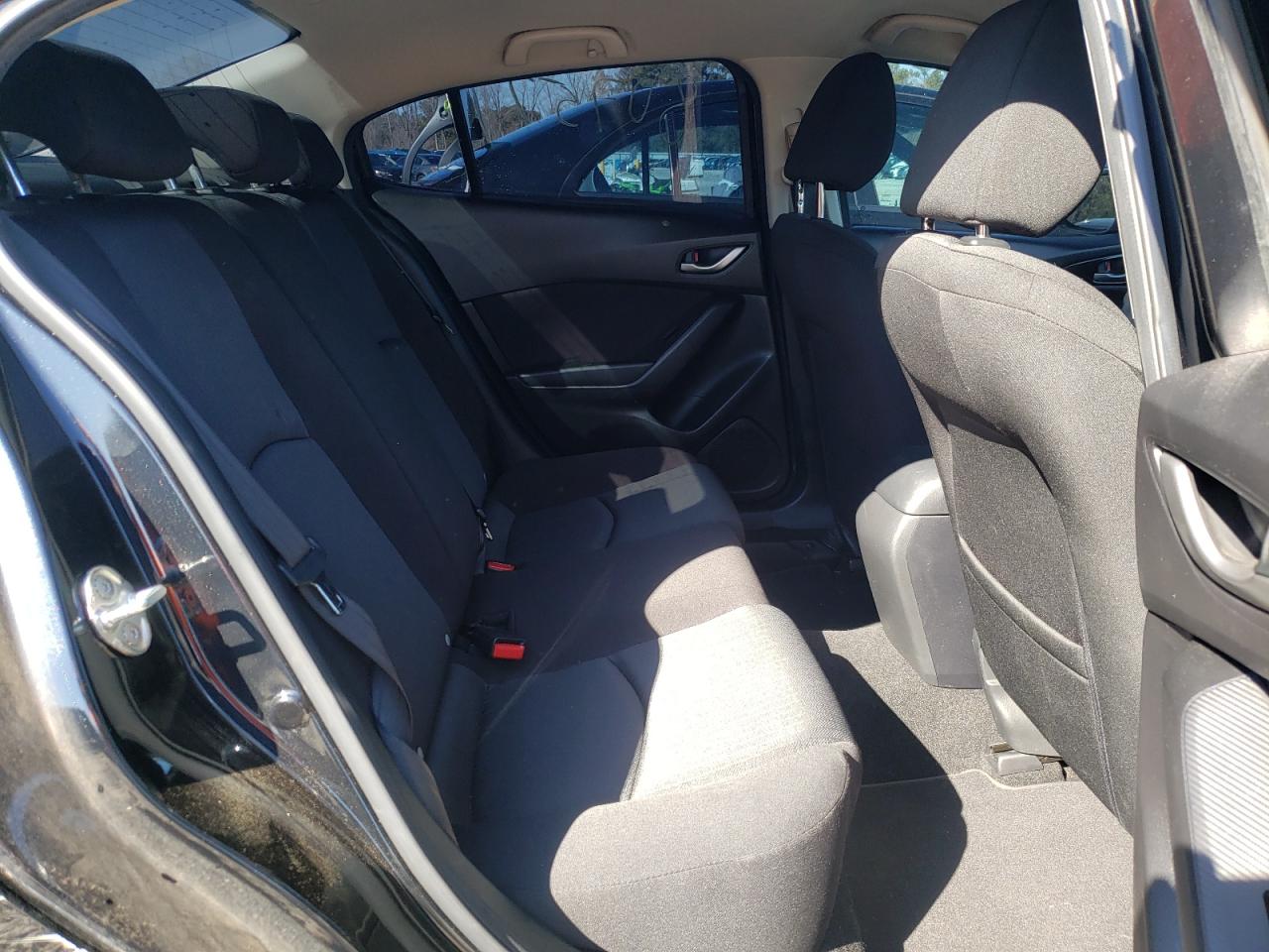 Photo 6 from auction – 2015 MAZDA 3 SPORT with VIN 3MZBM1U74FM224840