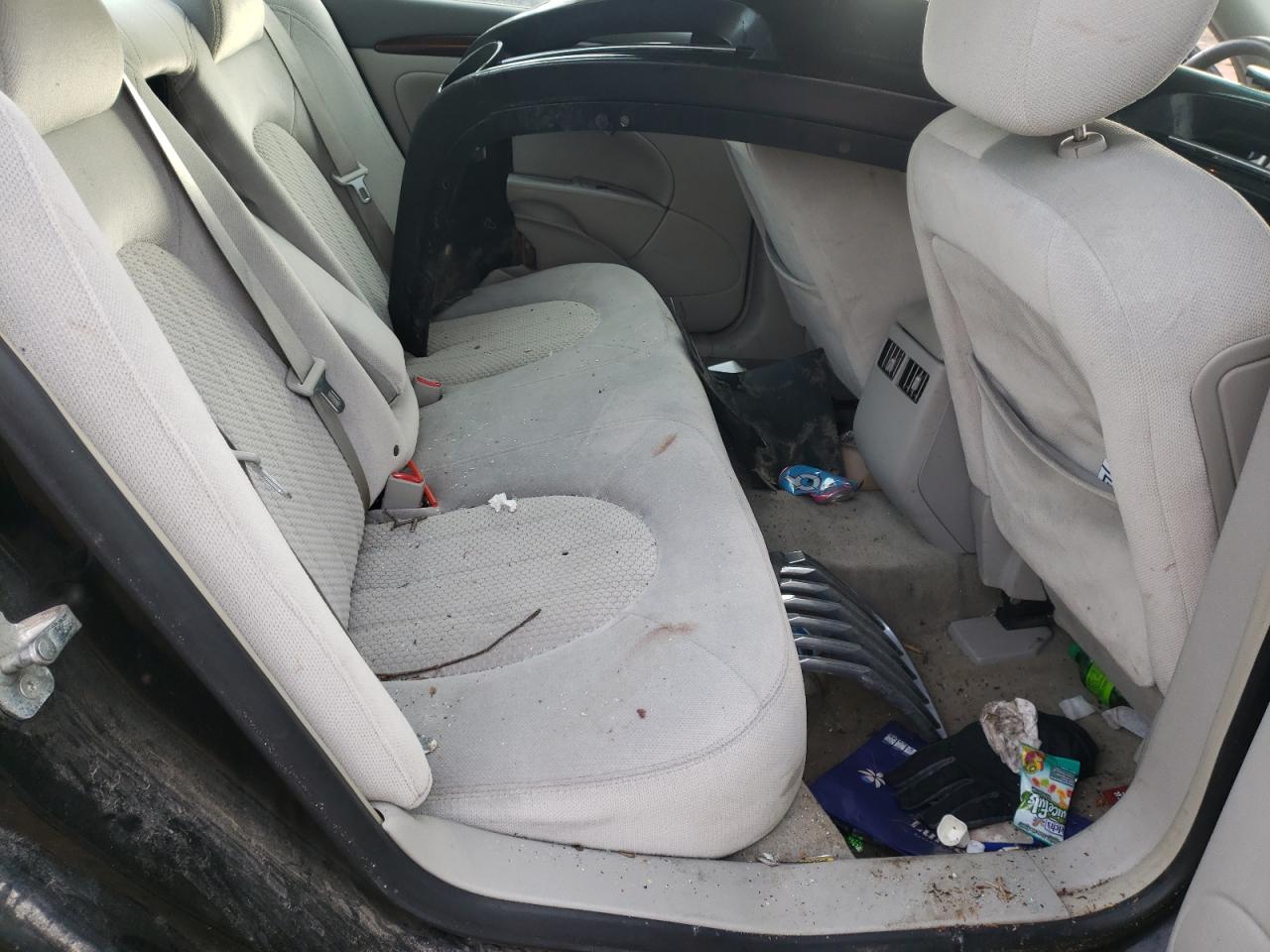 Photo 6 from auction – 2011 BUICK LUCERNE CX with VIN 1G4HA5EM0BU105895
