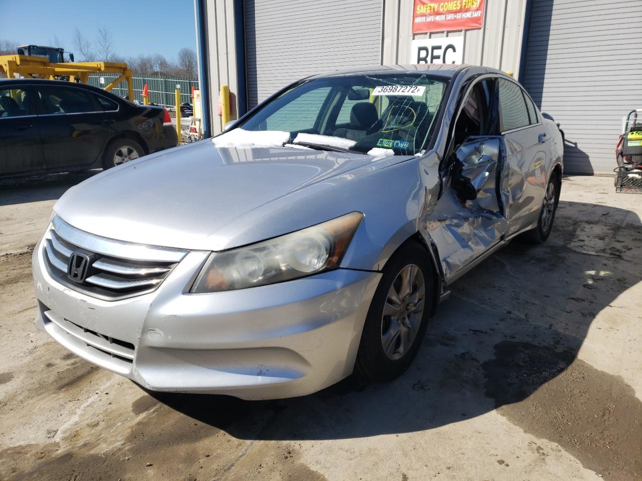 Photo 2 from auction – 2011 HONDA ACCORD LXP with VIN 1HGCP2F45BA126979