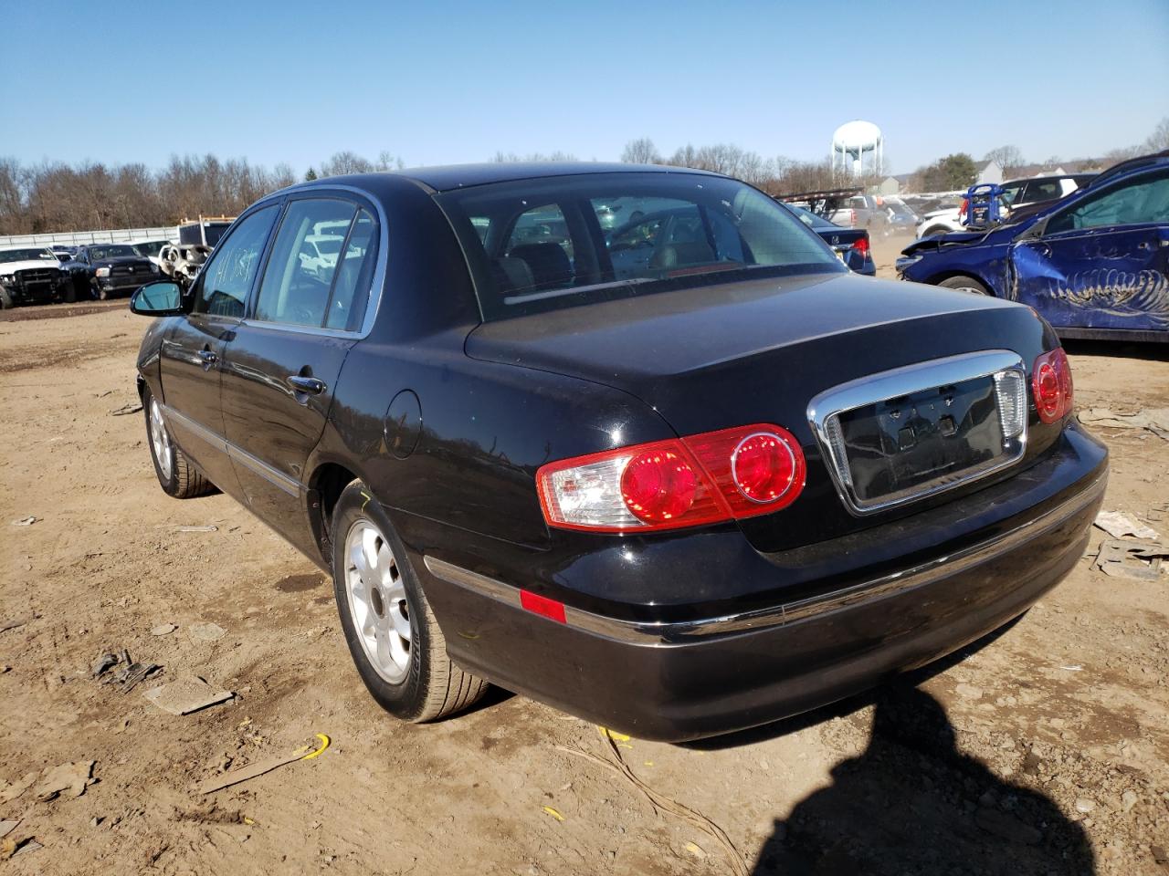 Photo 3 from auction – 2004 KIA AMANTI with VIN KNALD124545034108