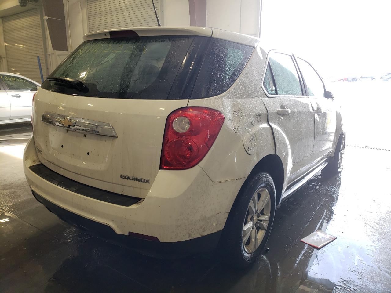 Photo 4 from auction – 2014 CHEVROLET EQUINOX LS with VIN 1GNALAEK3EZ102270