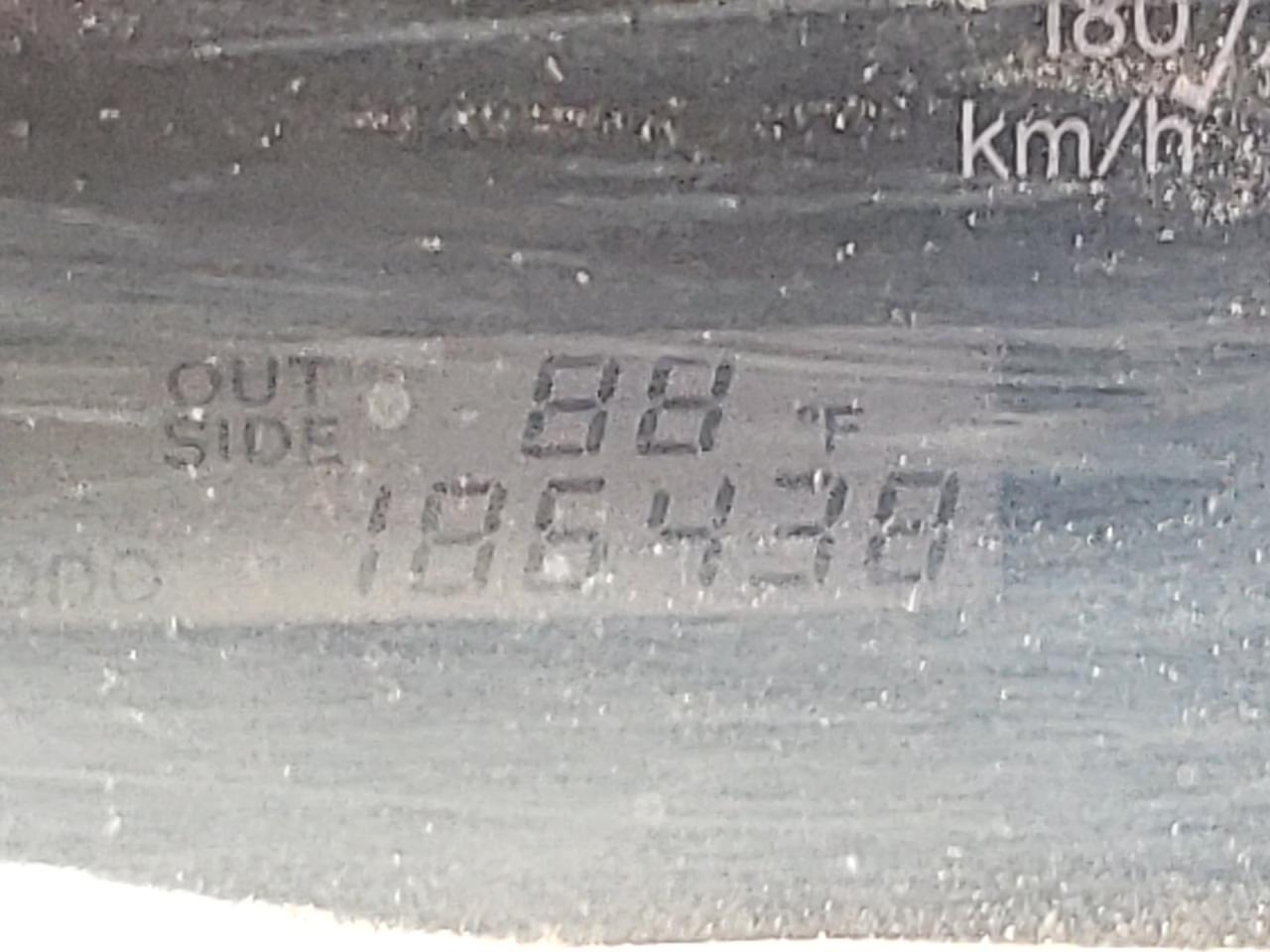 Photo 8 from auction – 2005 TOYOTA COROLLA CE with VIN 1NXBR32E05Z445567